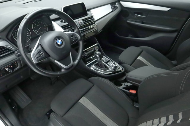 BMW 218d Gran Tourer-4
