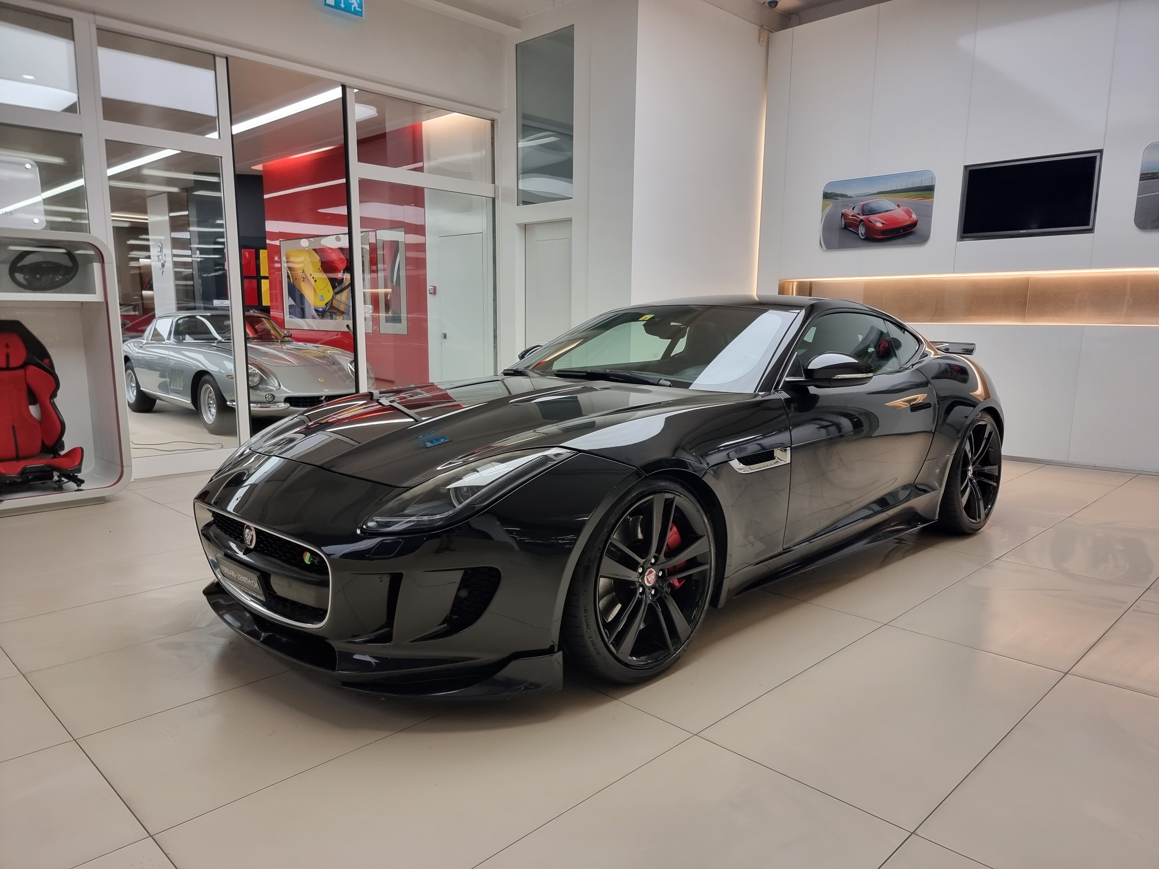 JAGUAR F-Type Coupé R 5.0 V8 S/C