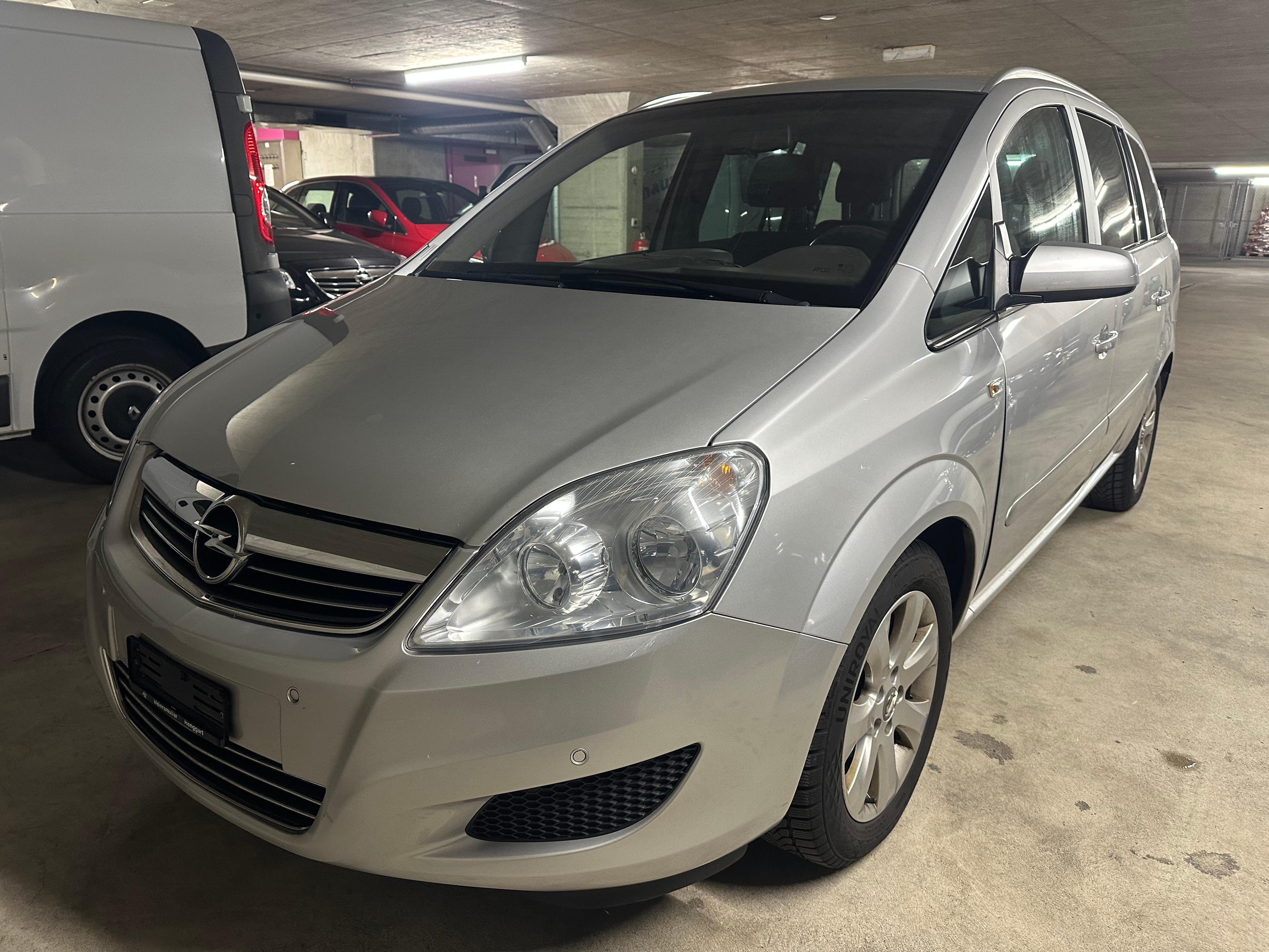 OPEL Zafira 2.2i 16V Enjoy Automatic