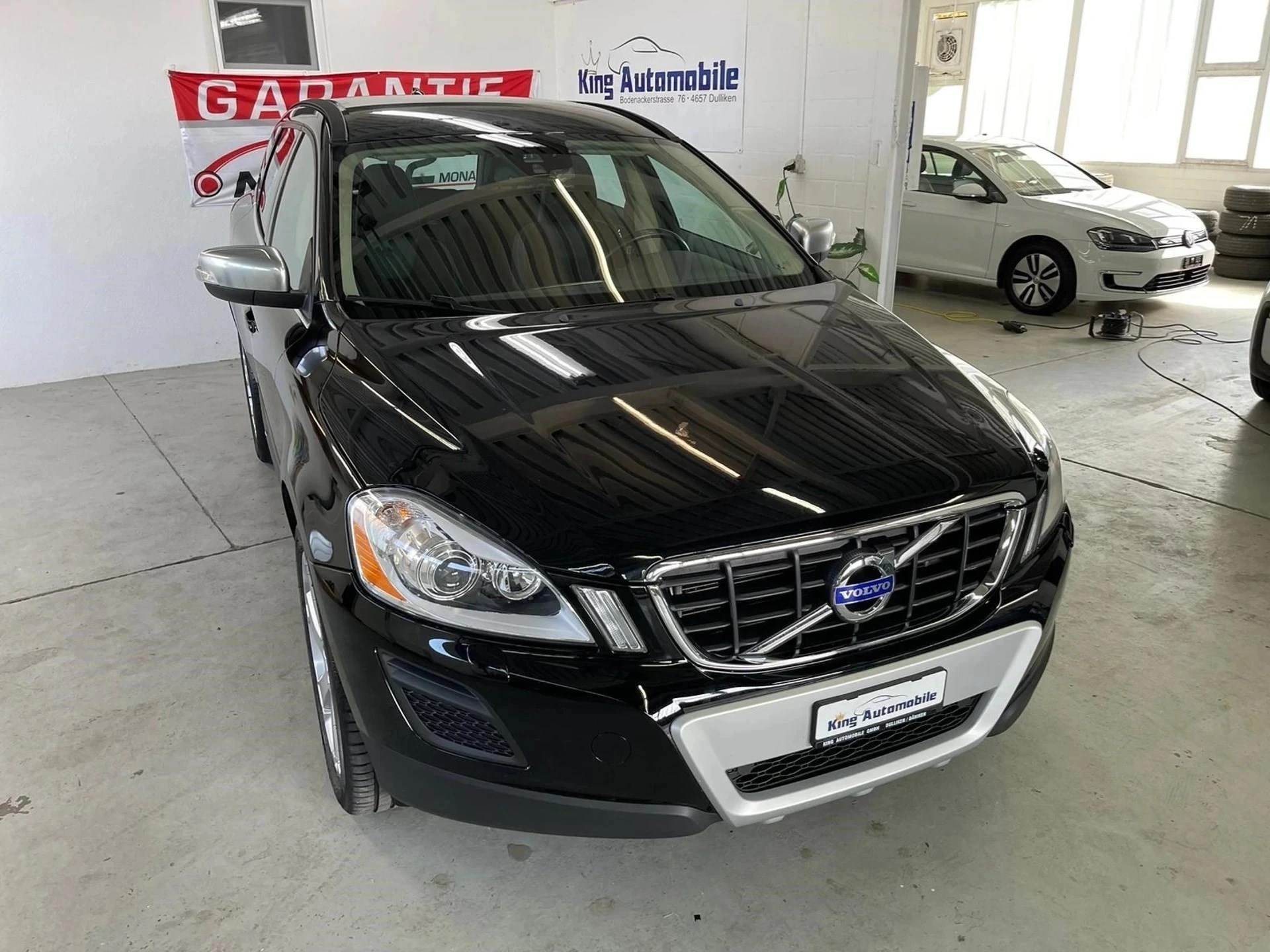 VOLVO XC60 D4 AWD Momentum Geartronic