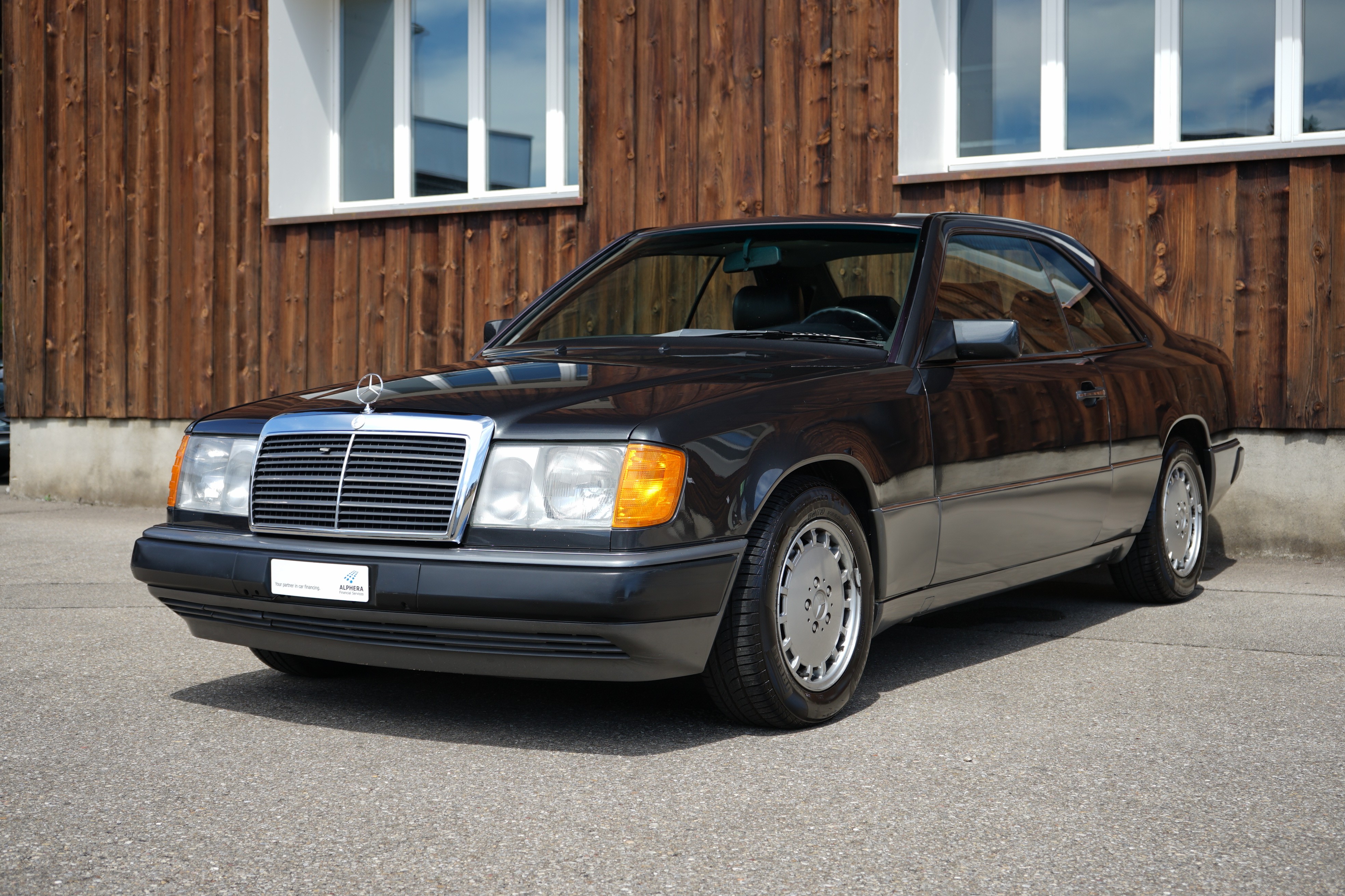 MERCEDES-BENZ 300 CE-24