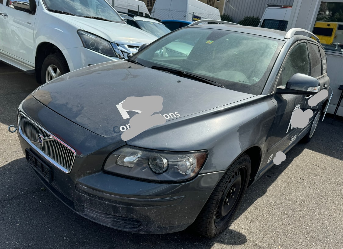 VOLVO V50 D3