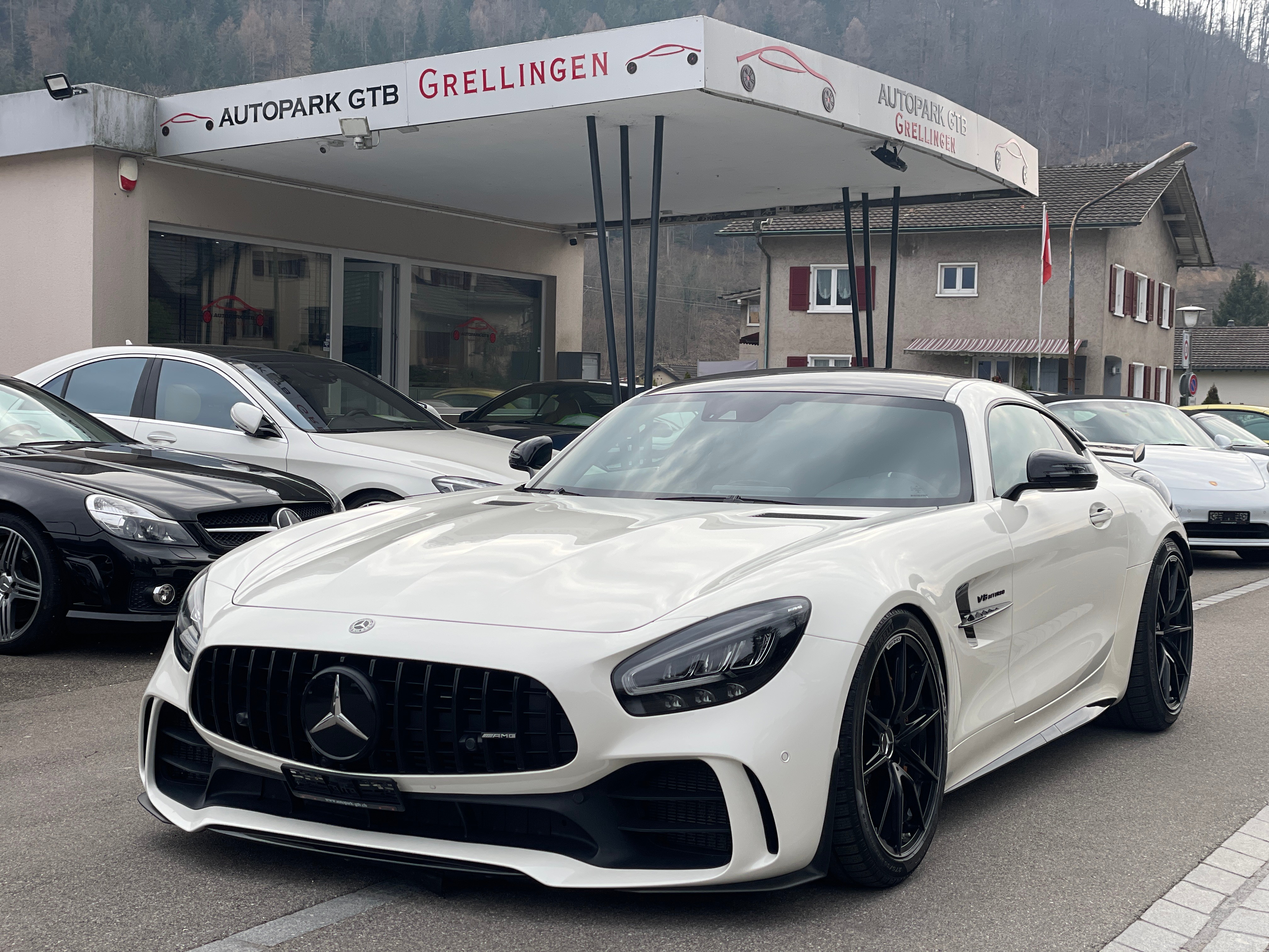 MERCEDES-BENZ AMG GT R Speedshift DCT