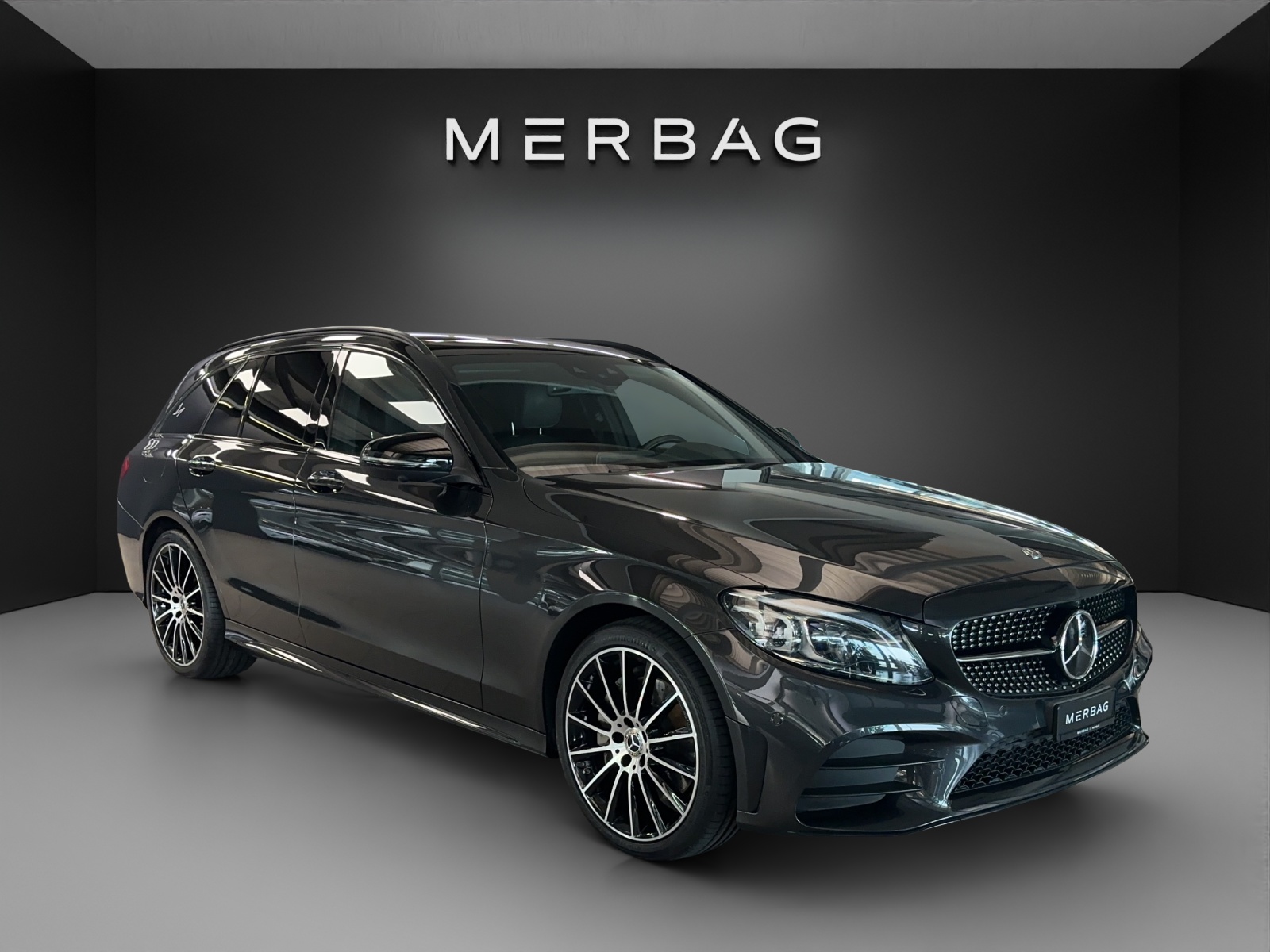 MERCEDES-BENZ C 300 AMG Line 4Matic