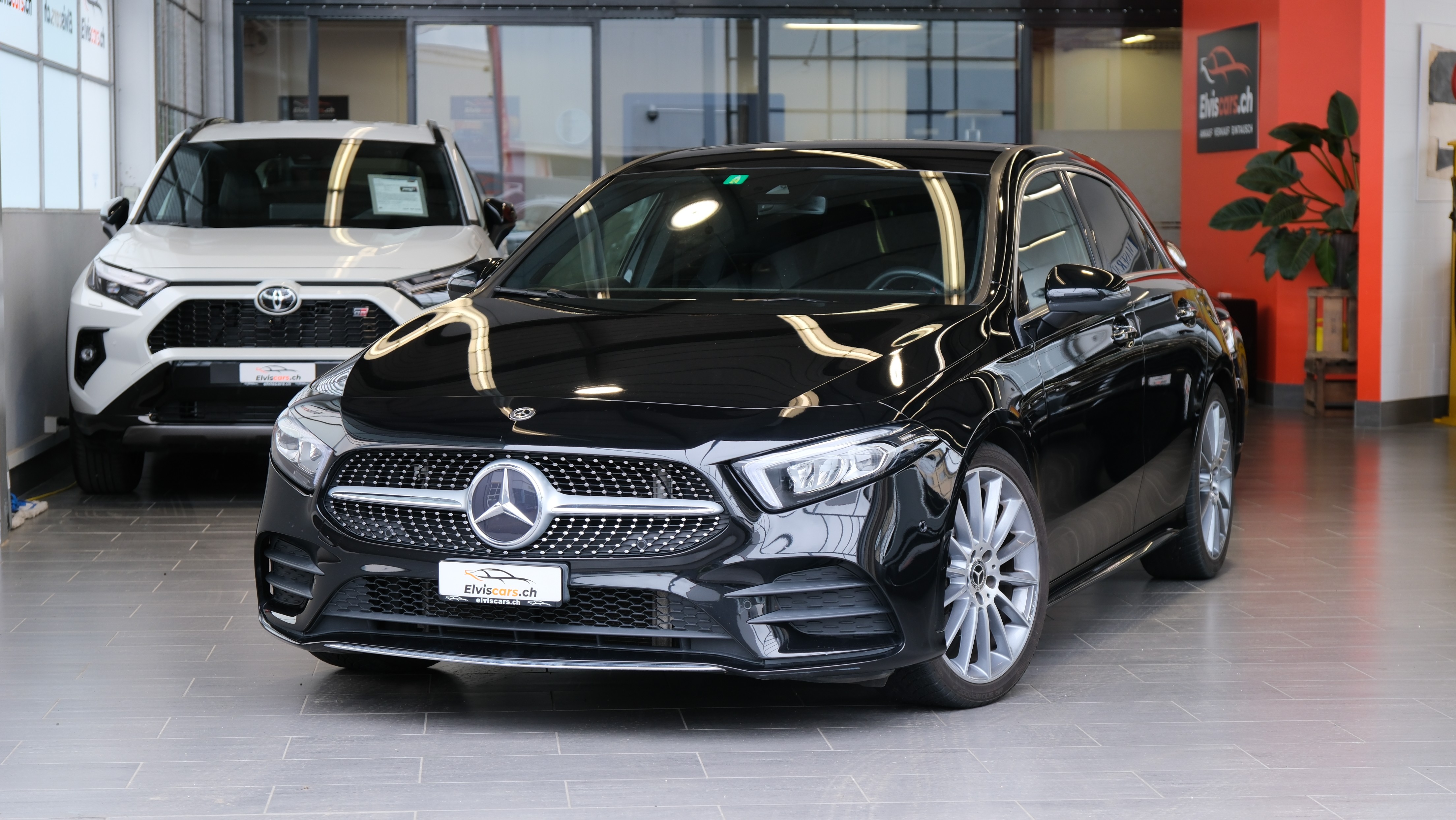 MERCEDES-BENZ A 180 d AMG Line