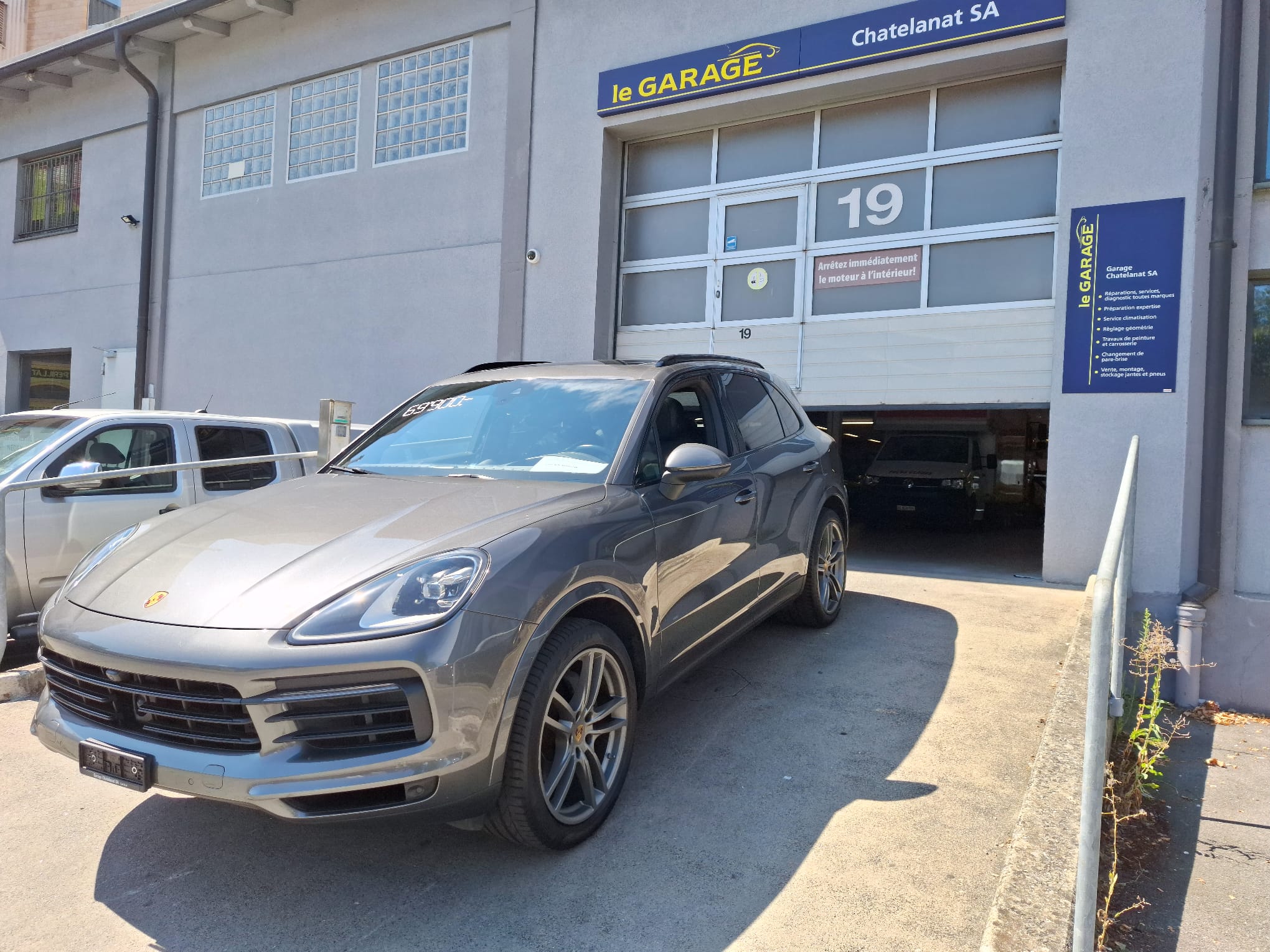 PORSCHE Cayenne