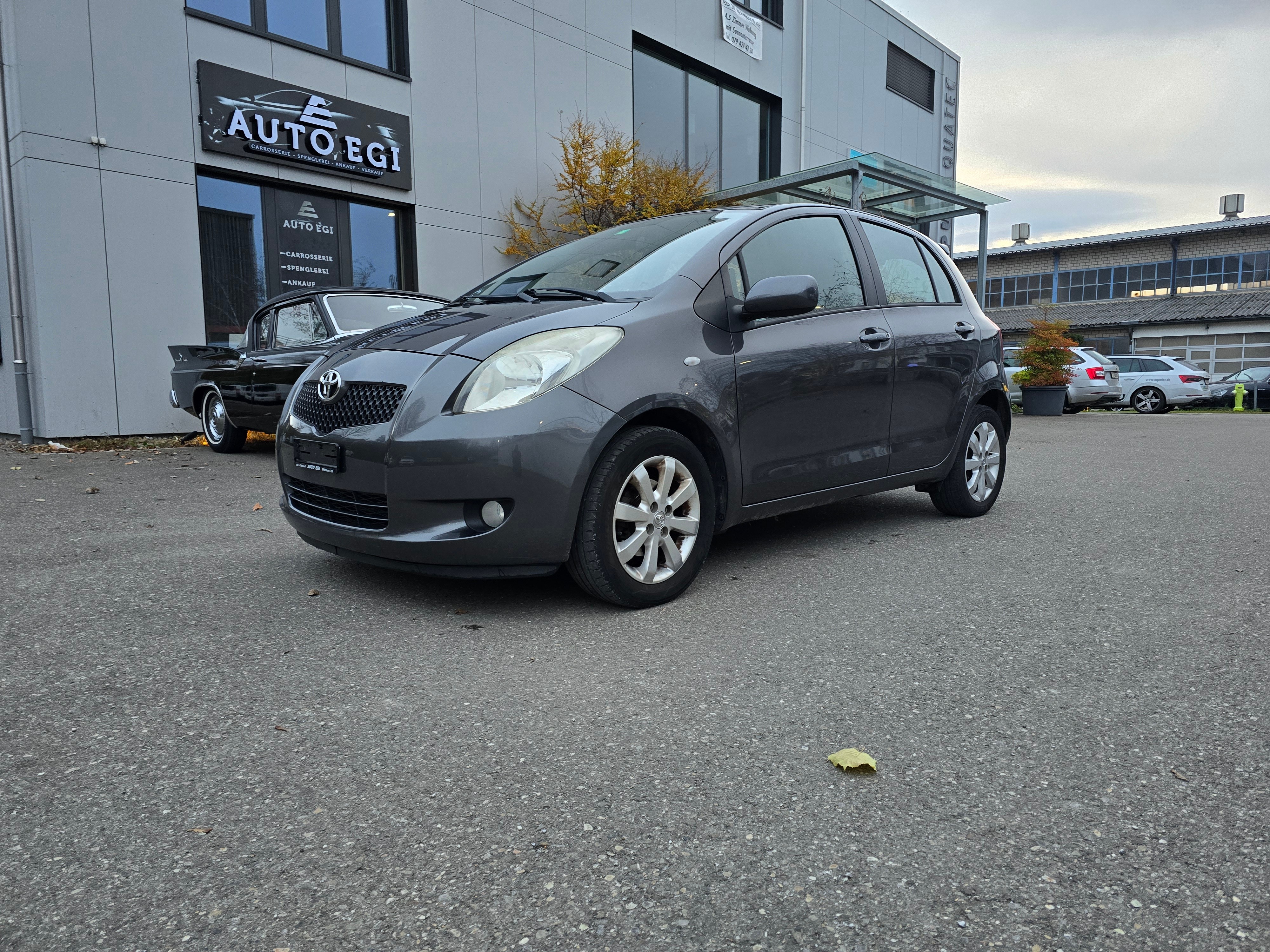 TOYOTA Yaris 1.3 Linea Luna