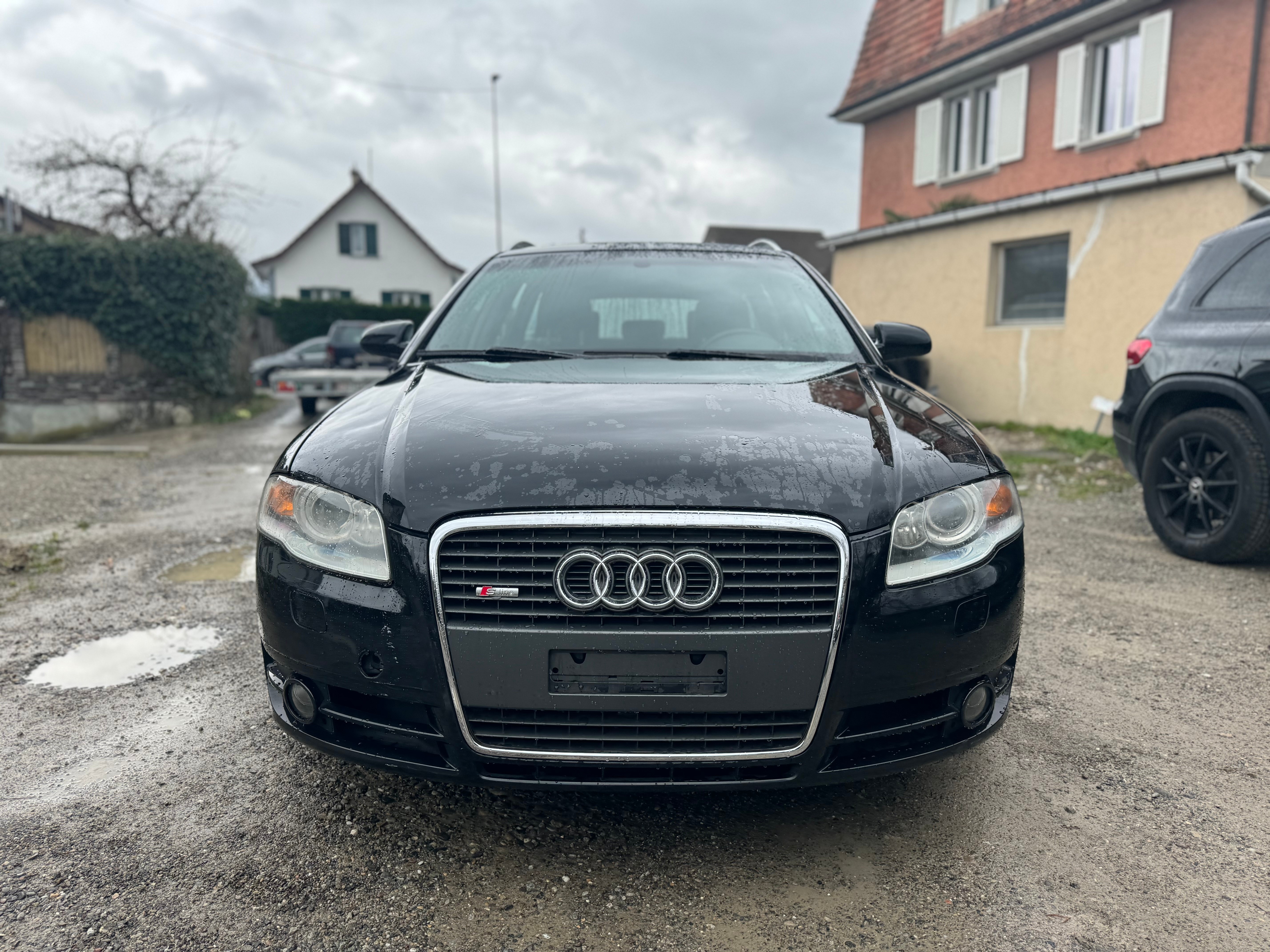 AUDI A4 Avant 2.0 Turbo FSI quattro