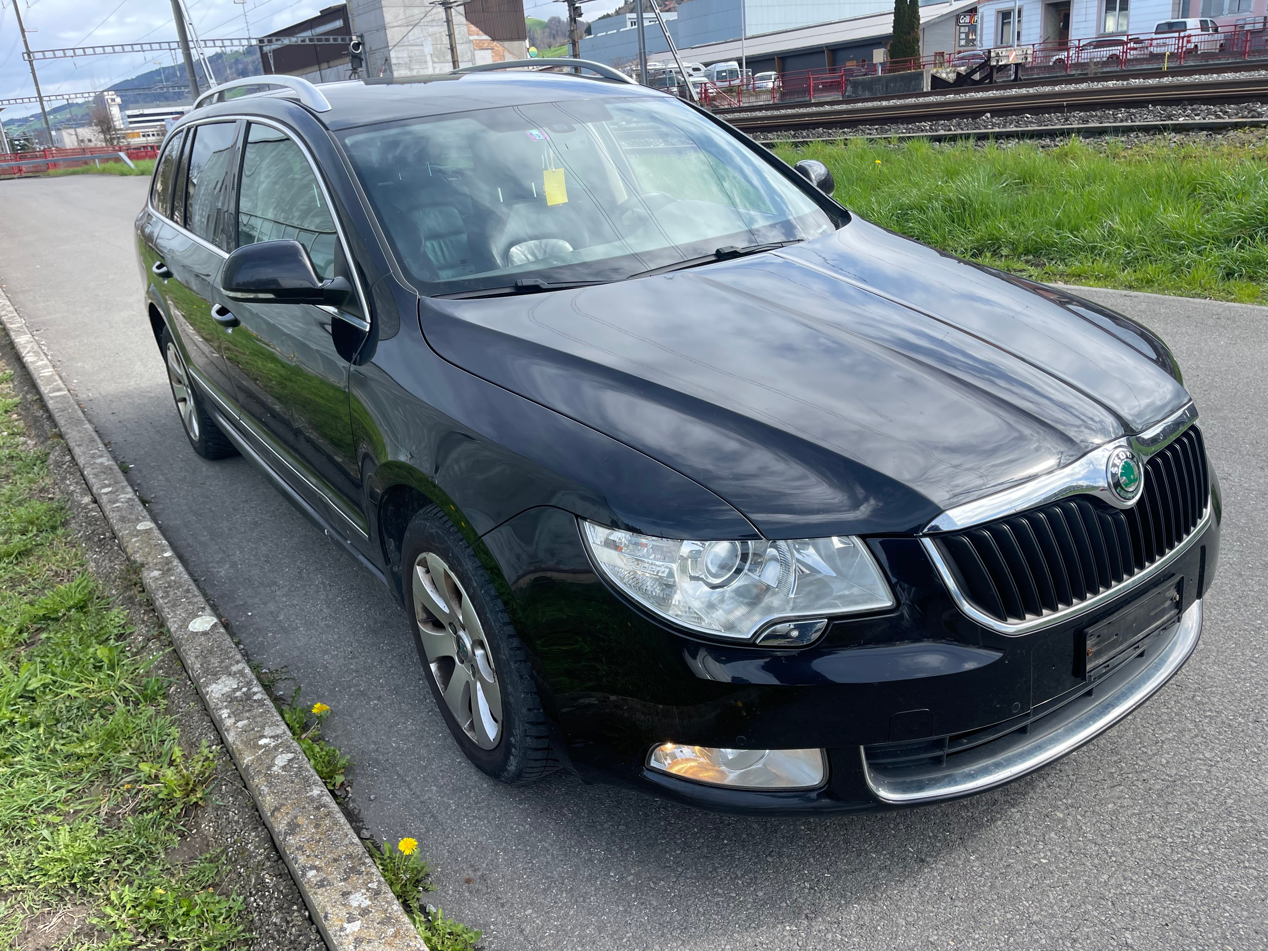 SKODA Superb Combi 2.0 TDi Elegance 4x4 DSG