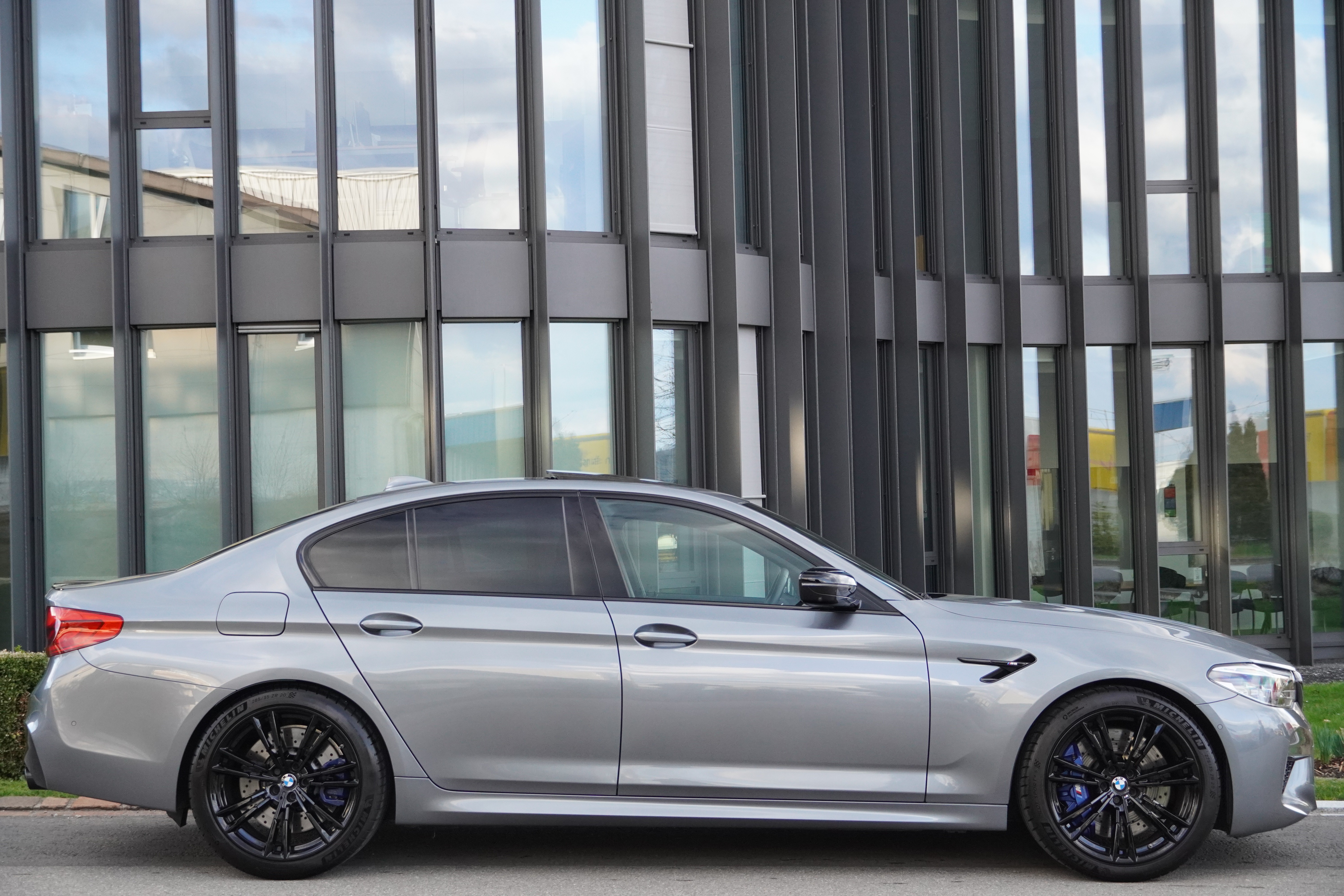 BMW M5 xDrive Competition Drivelogic