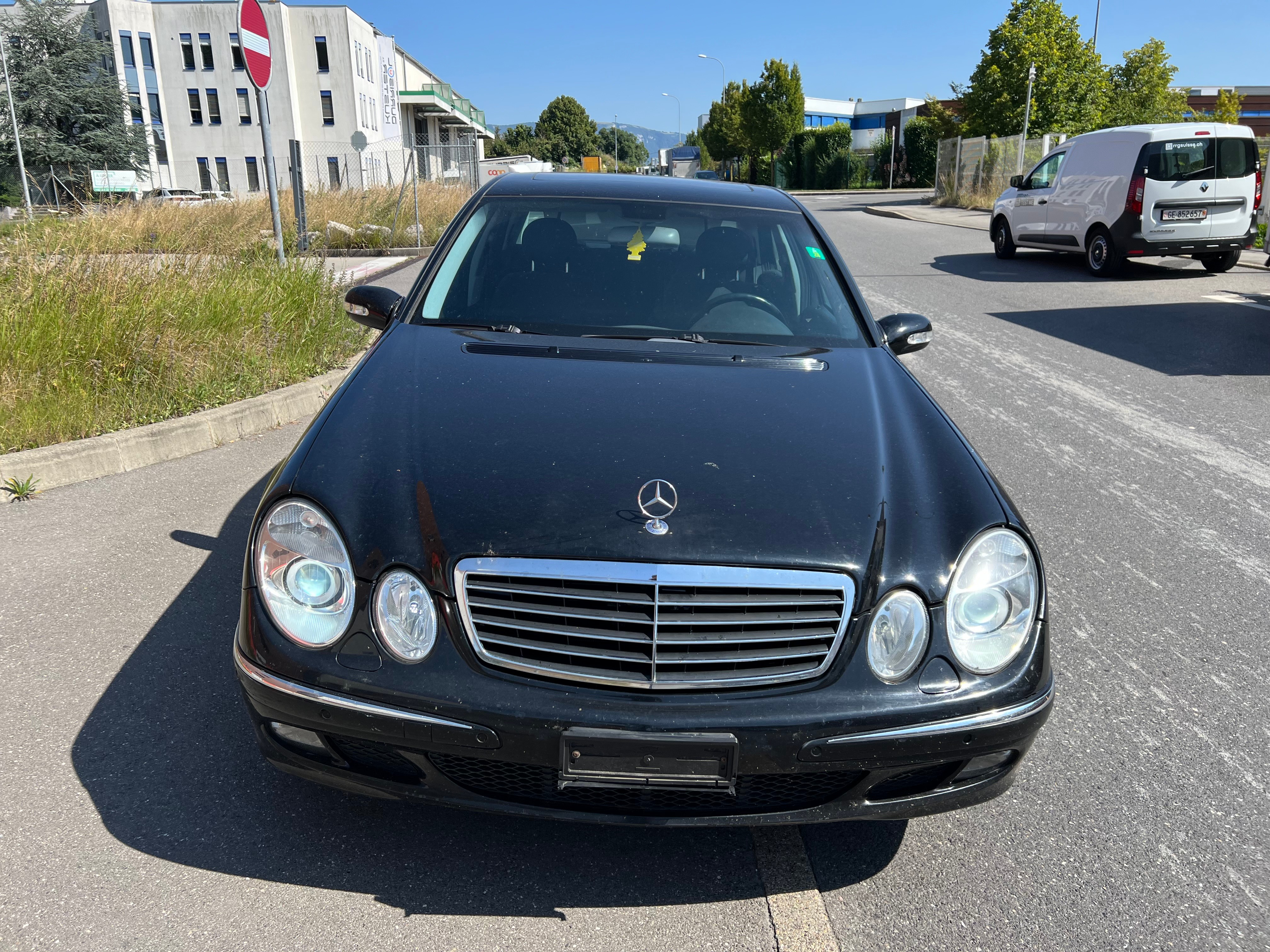 MERCEDES-BENZ E 240 Elégance