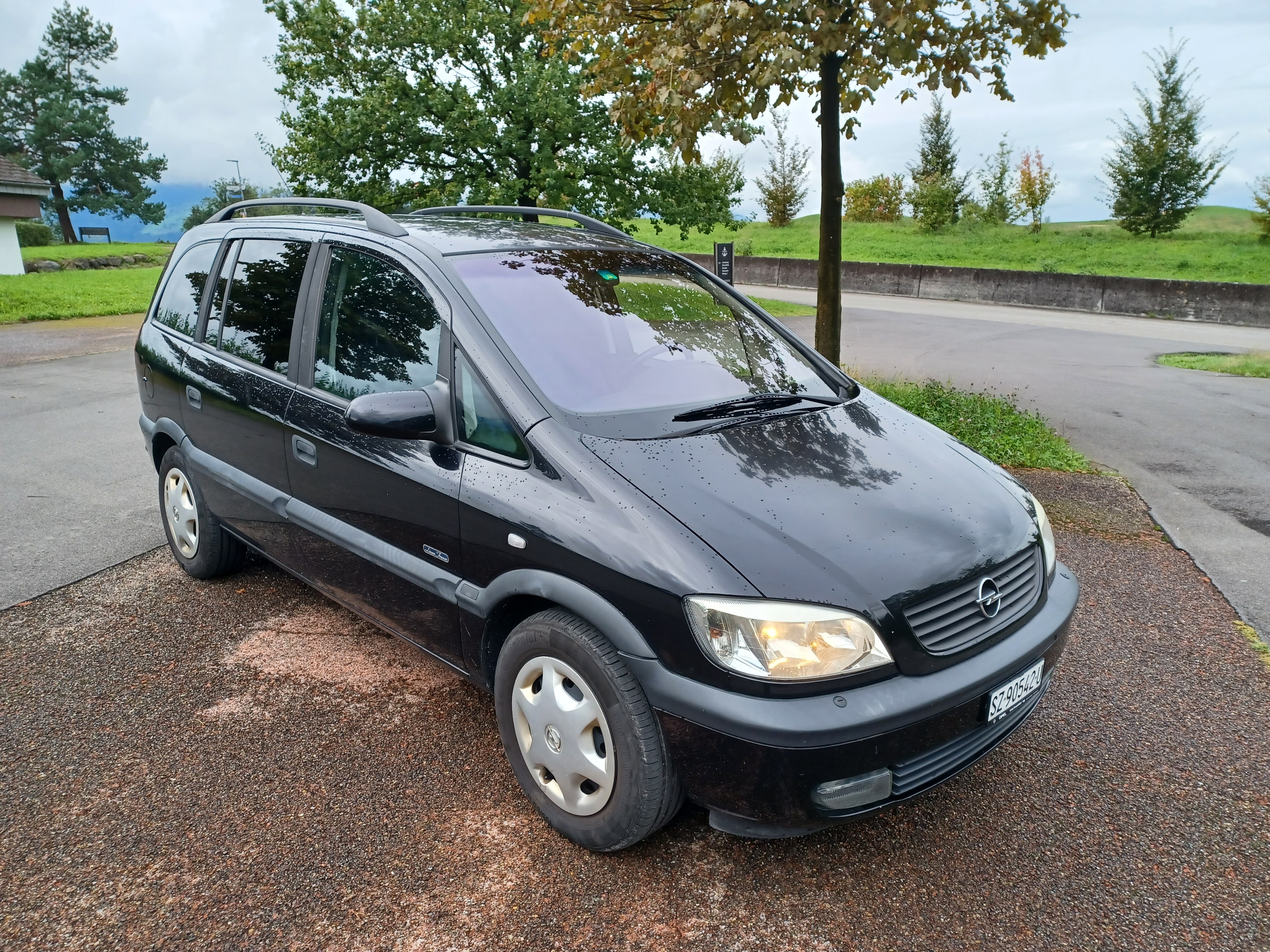 OPEL Zafira 1.8i 16V Linea Fresca