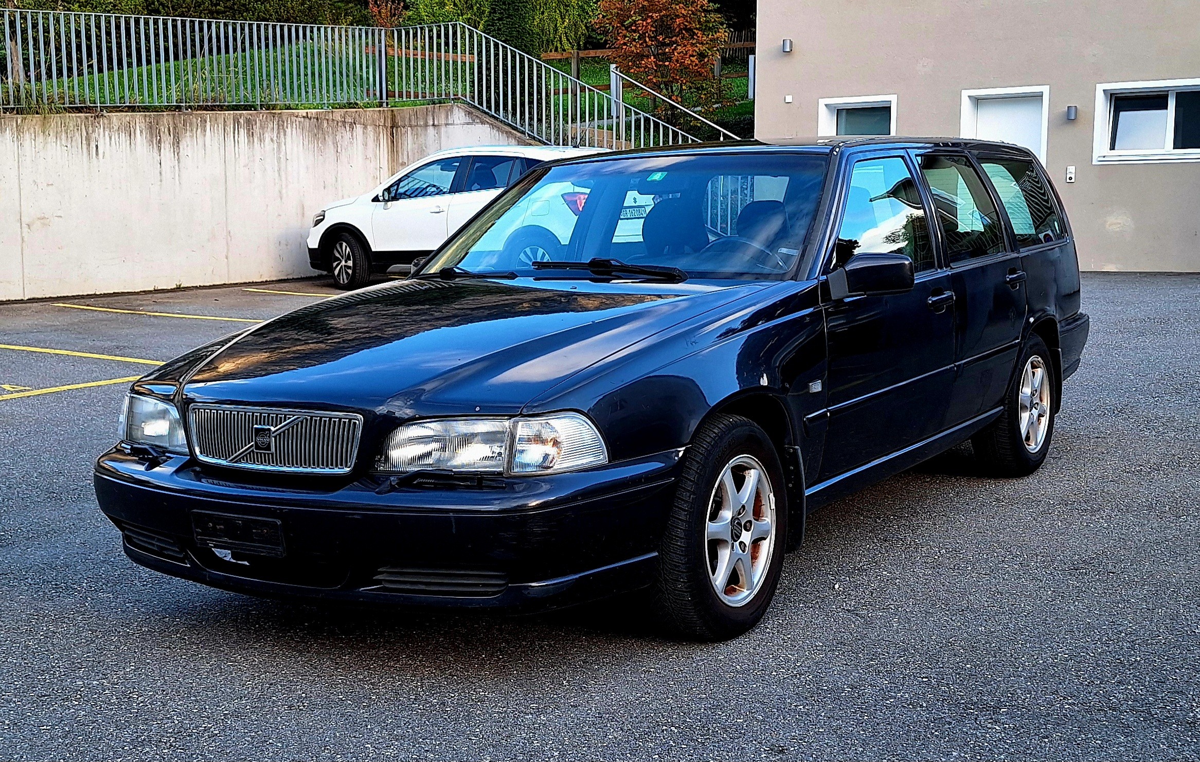 VOLVO V70 2.0