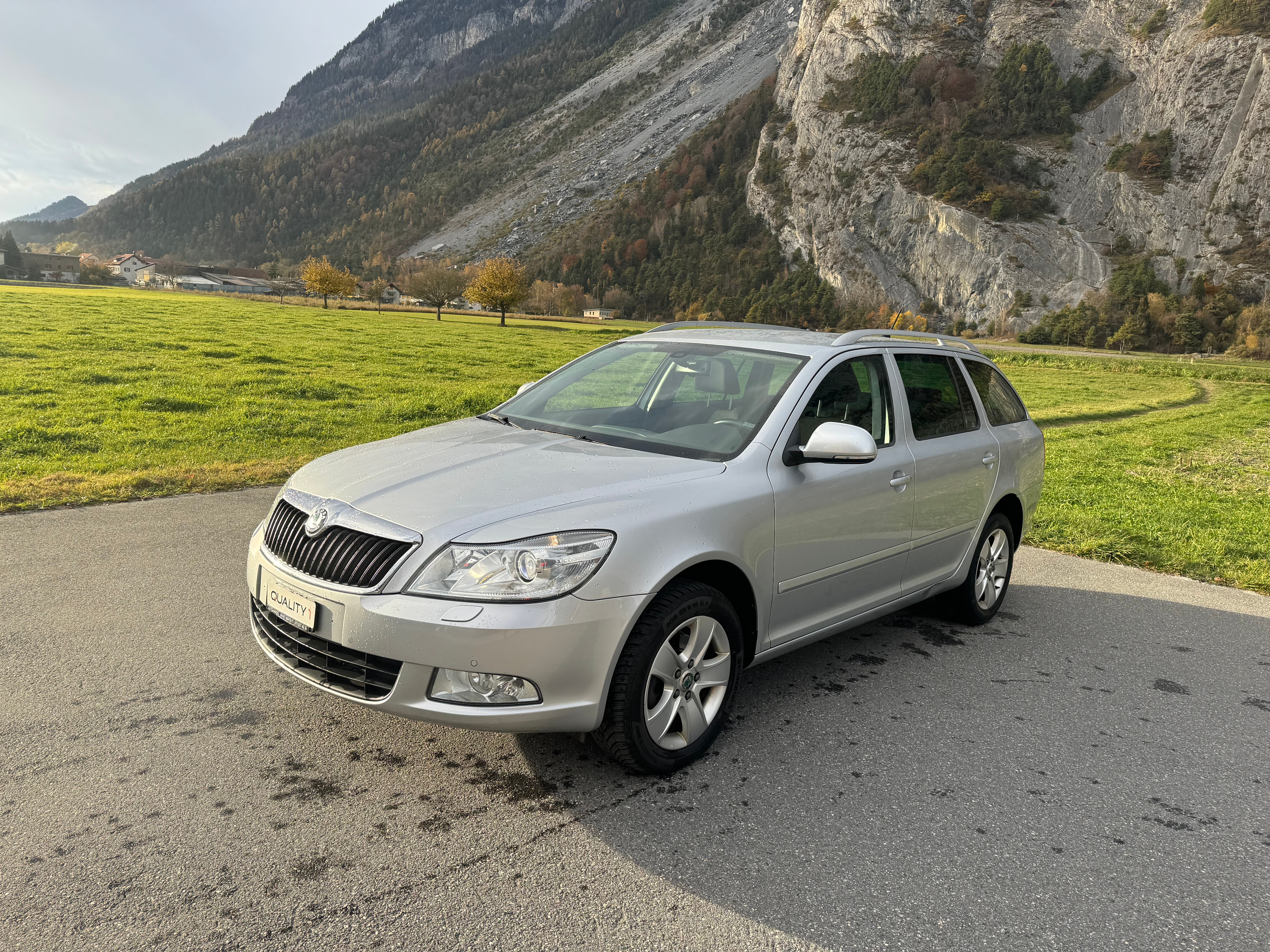 SKODA Octavia Combi 2.0 TDI Ambition 4x4 DSG