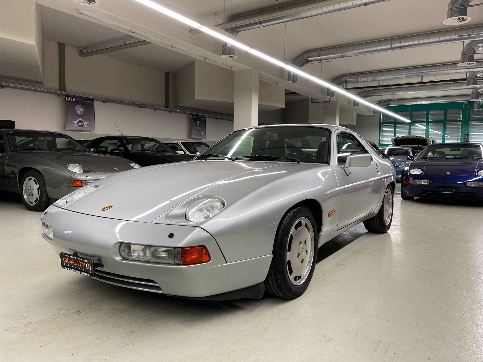 PORSCHE 928 S4