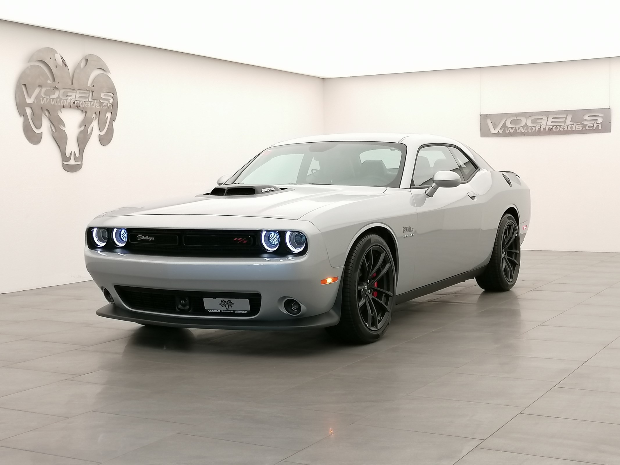 DODGE Challenger 5.7 R/T Shaker