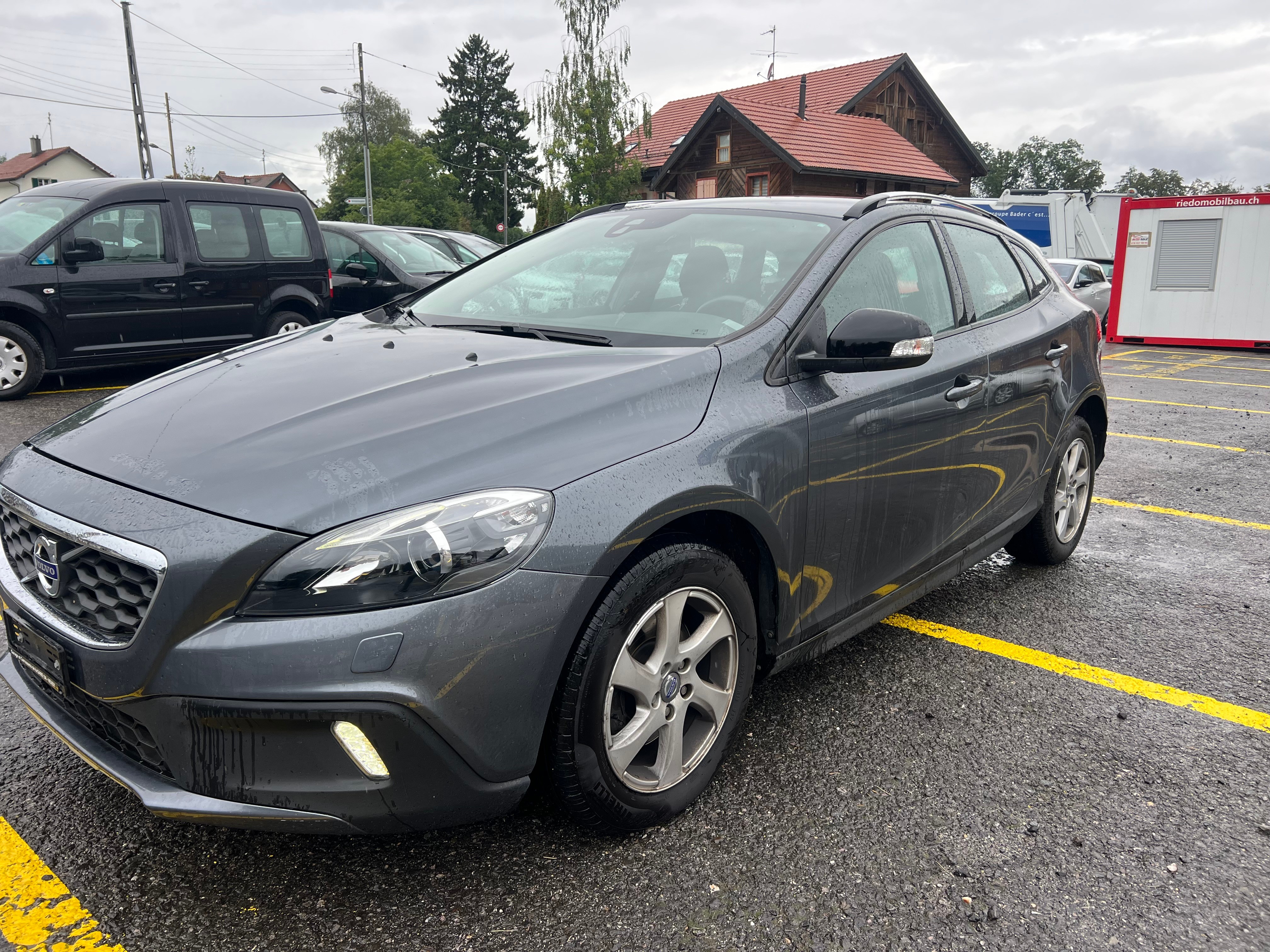 VOLVO V40 Cross Country D2 Momentum Powershift