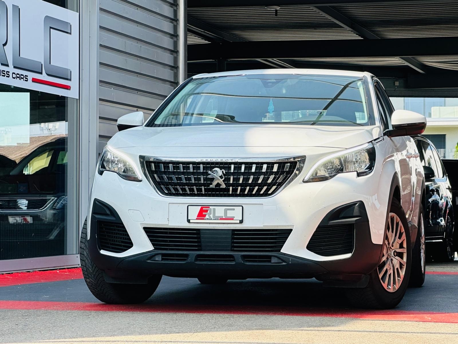 PEUGEOT 3008 1.2 PureTech Active