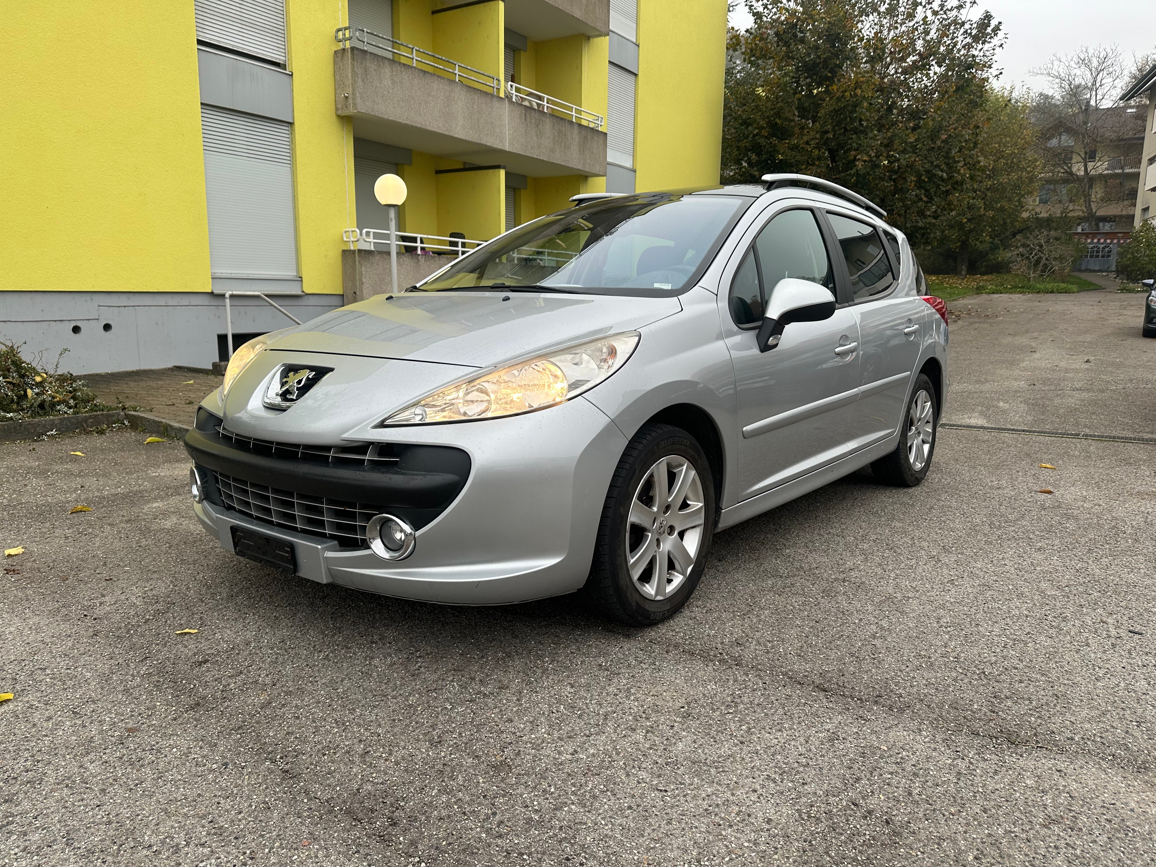 PEUGEOT 207 SW 1.6 16V Trendy