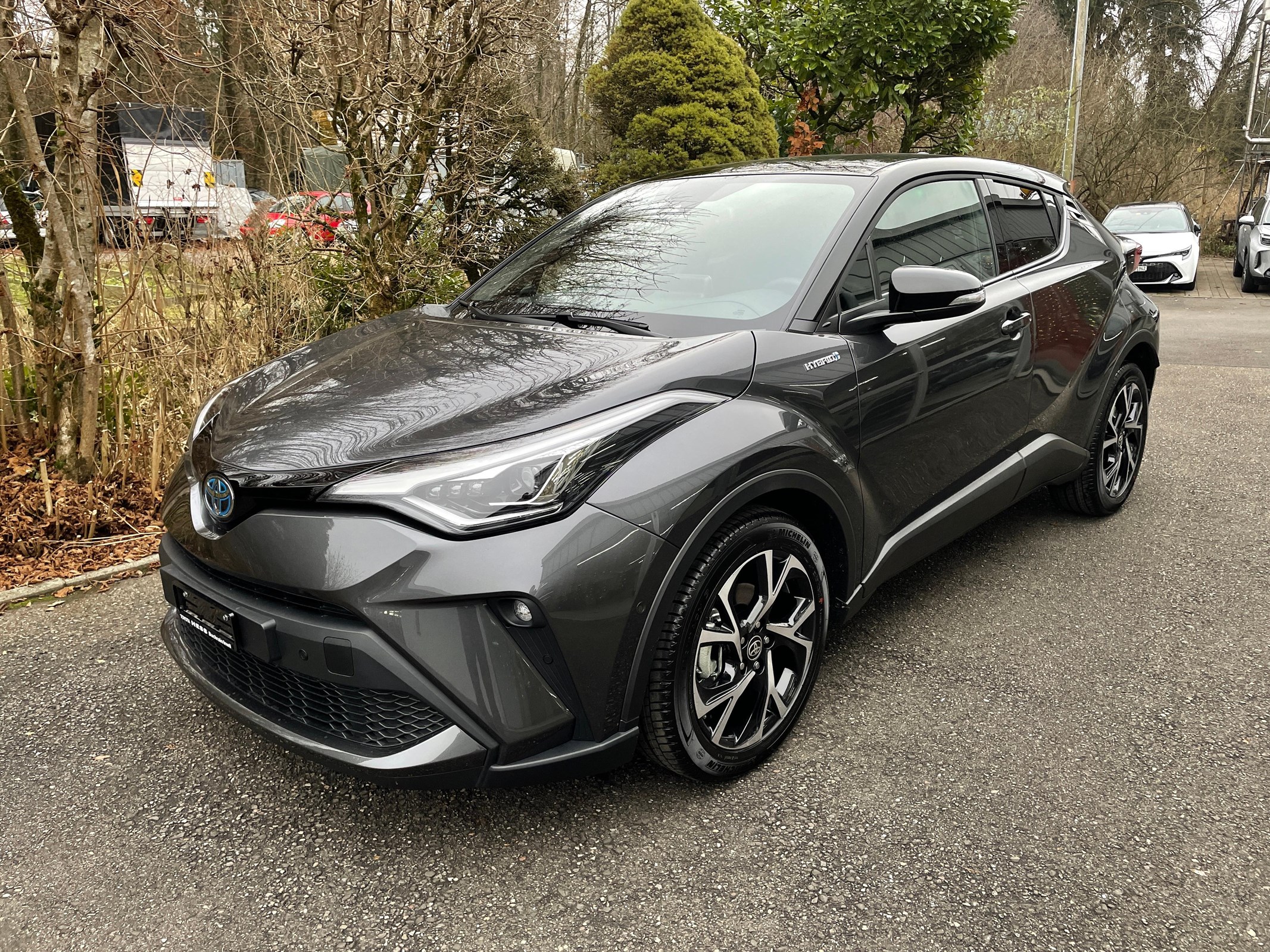 TOYOTA C-HR 2.0 VVTi HSD Trend