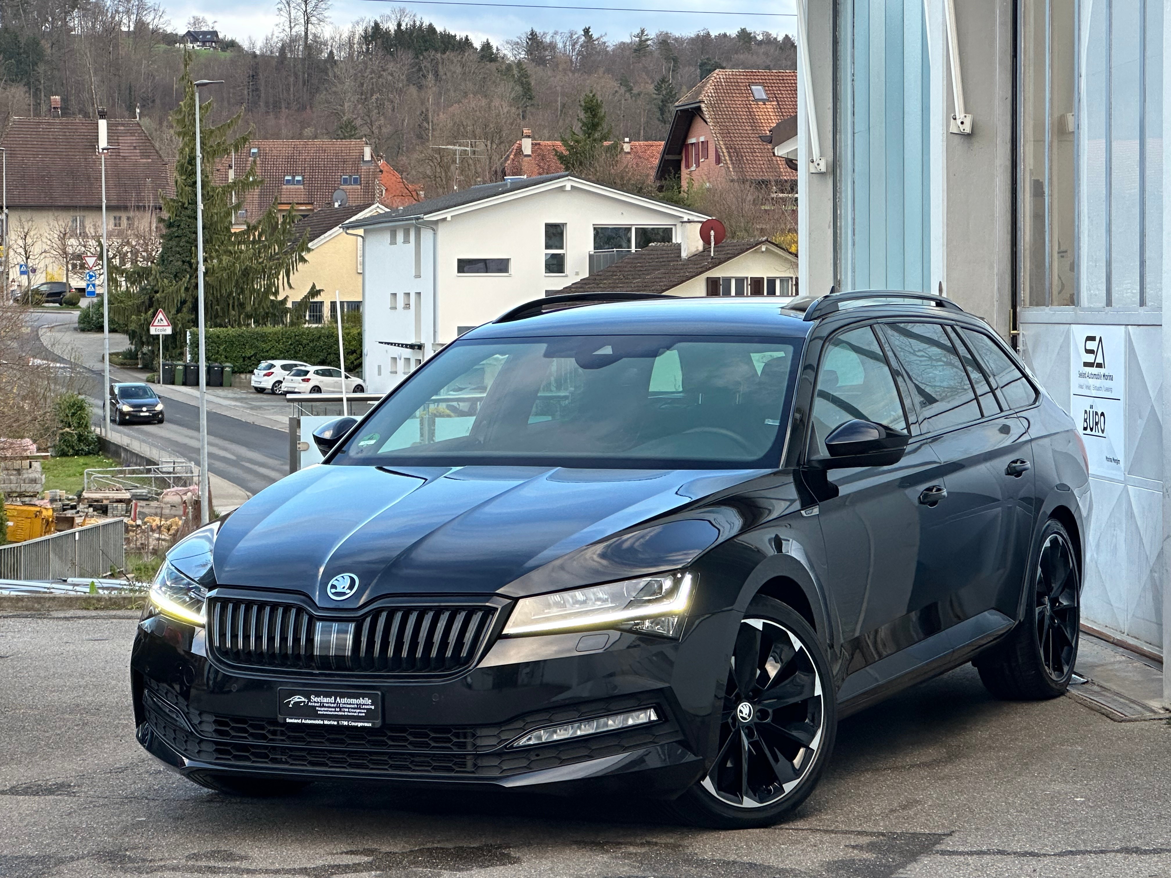 SKODA Superb Combi 2.0 TDi SportLine 4x4 DSG