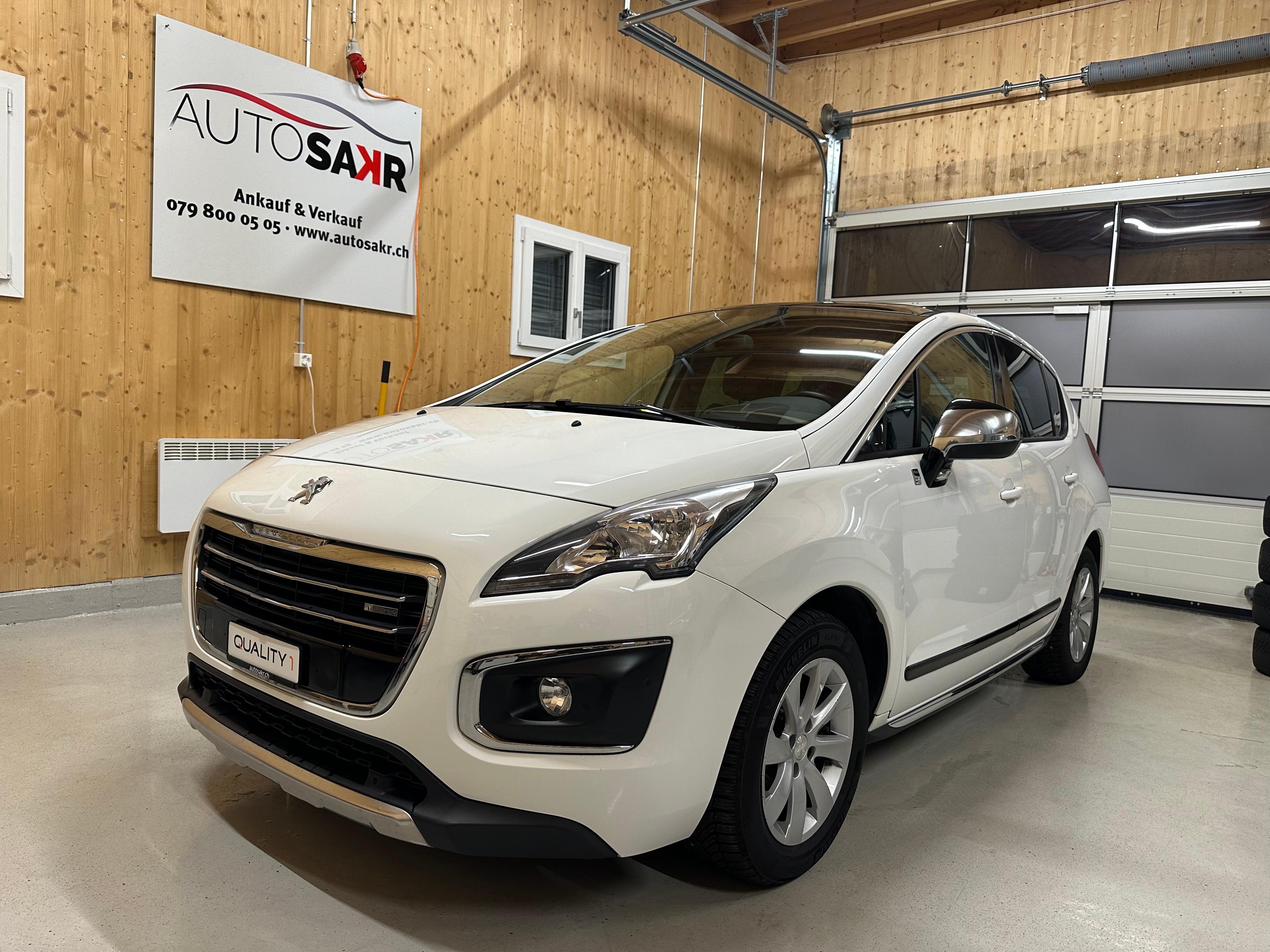 PEUGEOT 3008 HYbrid4 2.0 HDI ETG6