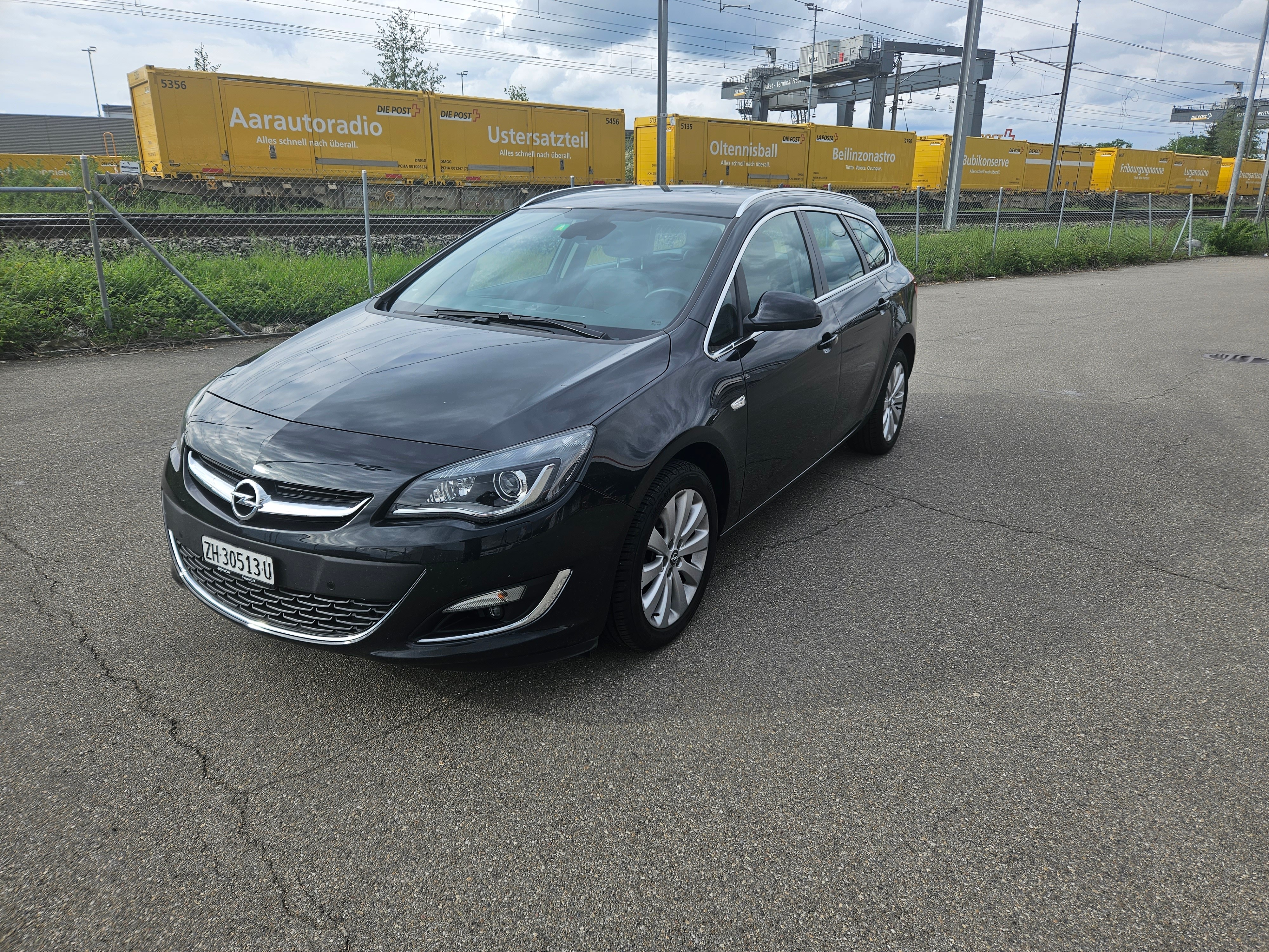 OPEL Astra SportsTourer 1.4i 16V Turbo Active Edition