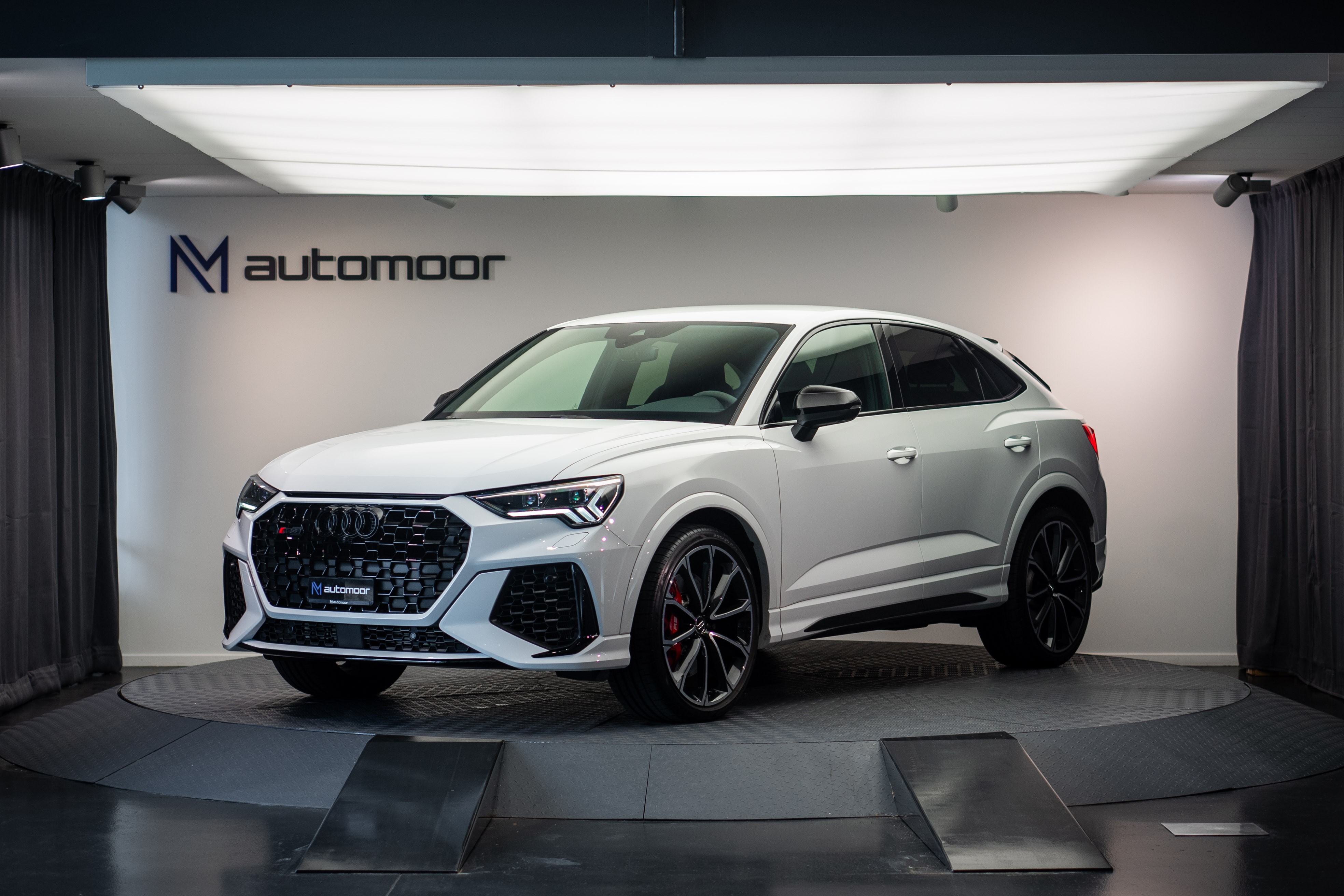 AUDI RS Q3 Sportback quattro S tronic *CH-Fahrzeug* *B&O* *Sportauspuff*