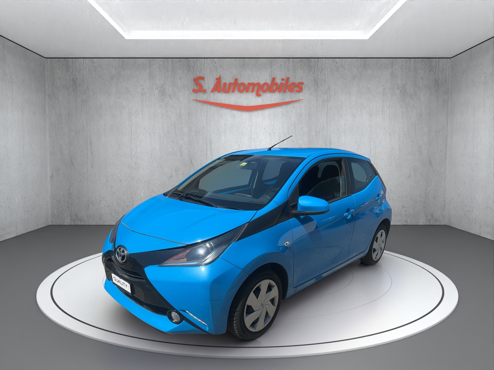 TOYOTA Aygo 1.2 VVT-i x-cite