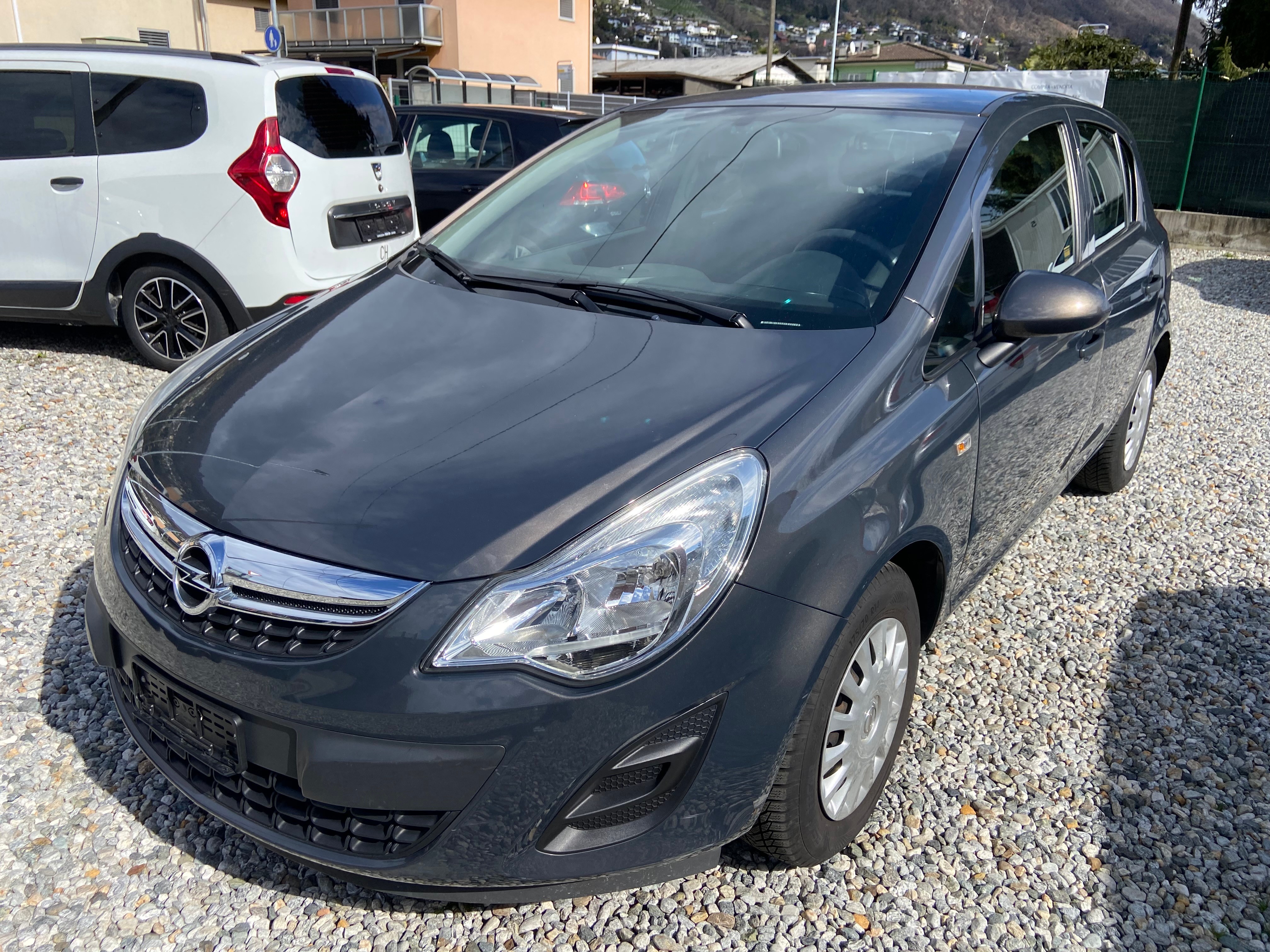 OPEL Corsa 1.2 TP Color Edition