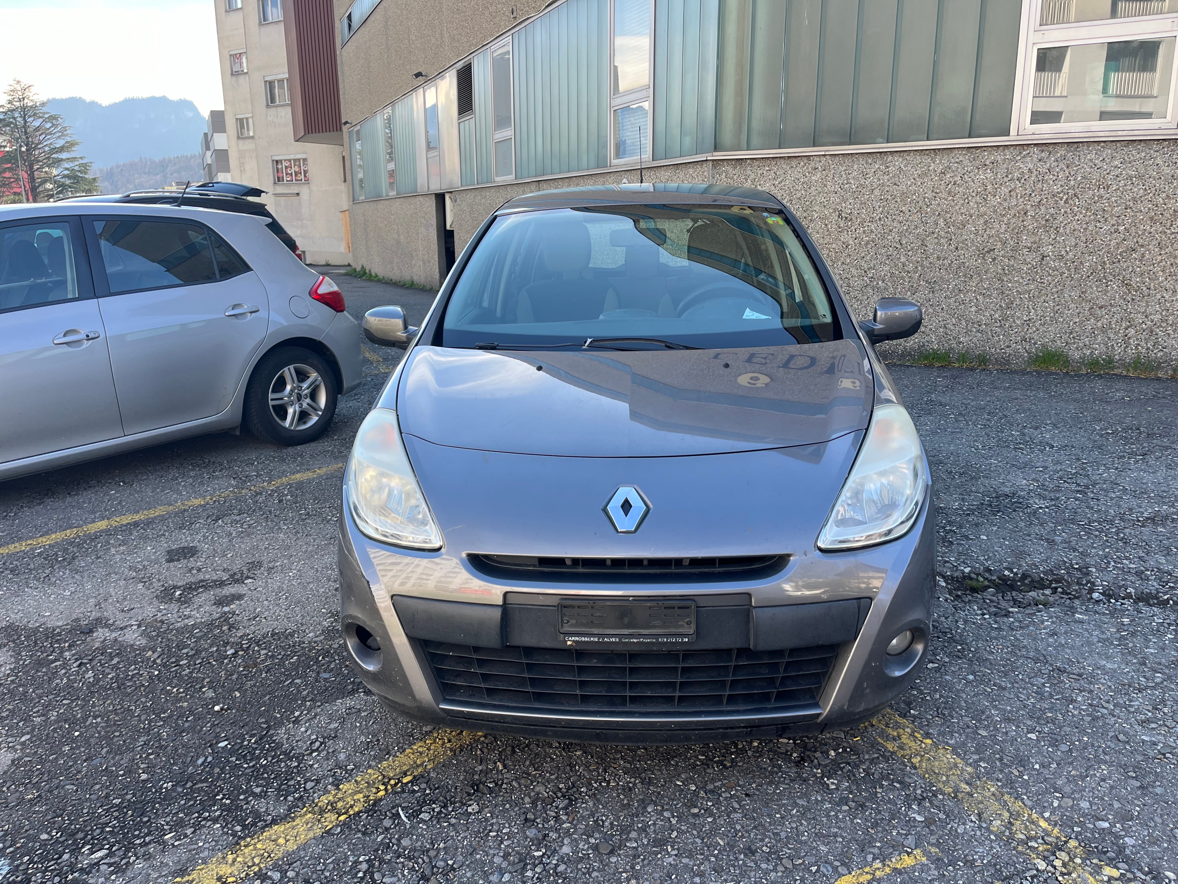 RENAULT Clio 1.2 16V Expression