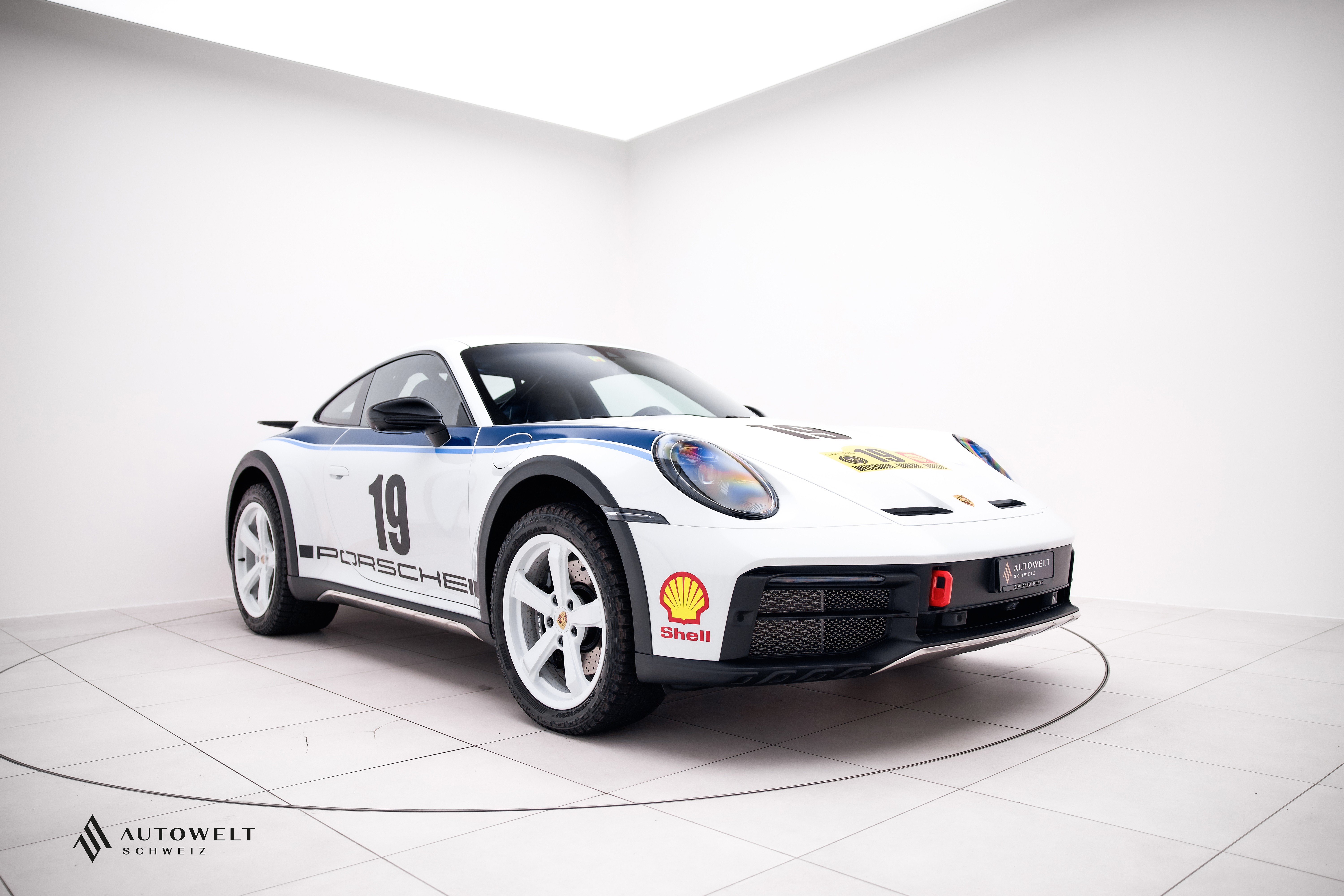 PORSCHE 911 Carrera Dakar PDK