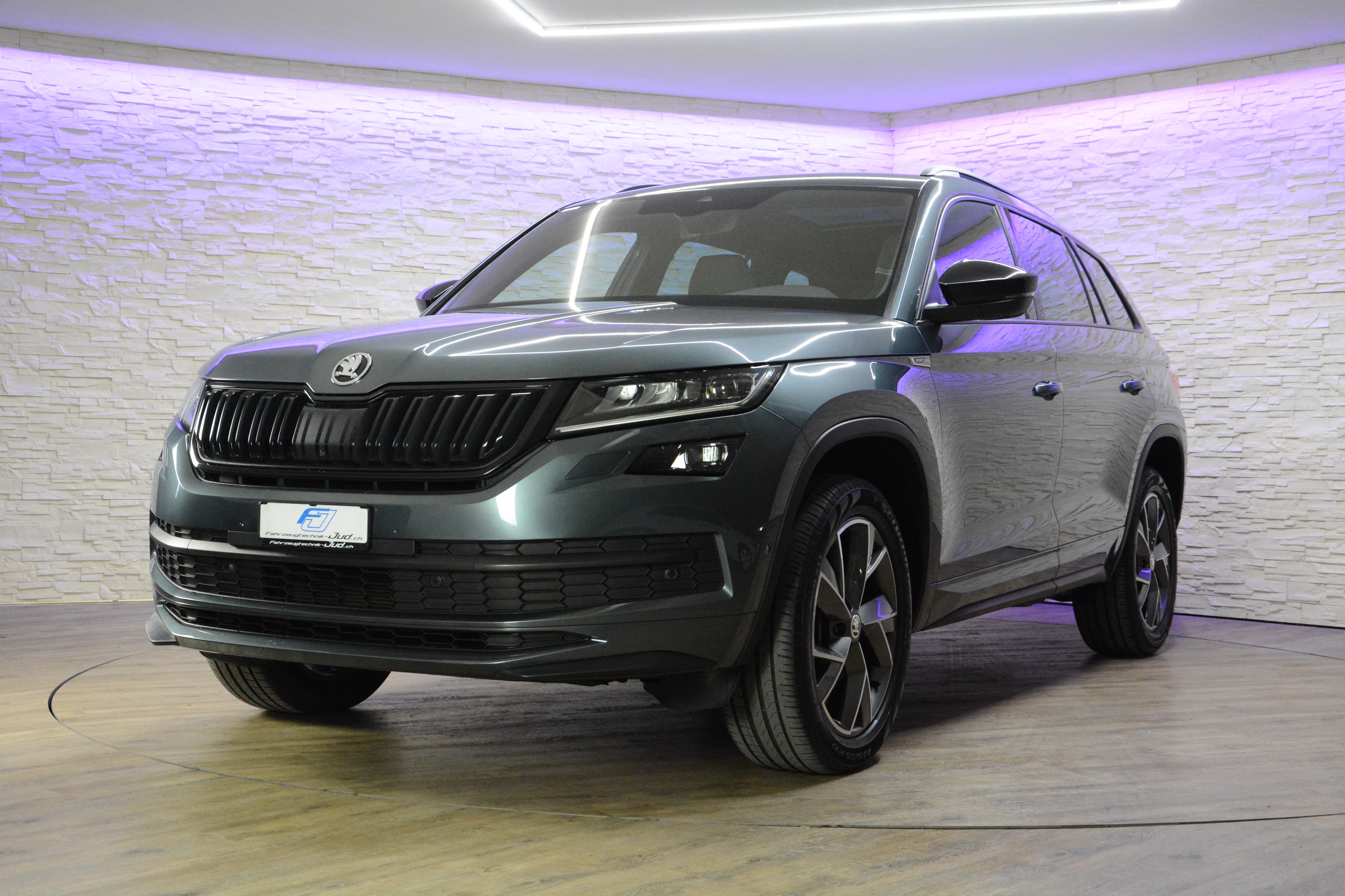 SKODA Kodiaq 2.0 TSI Sportline DSG