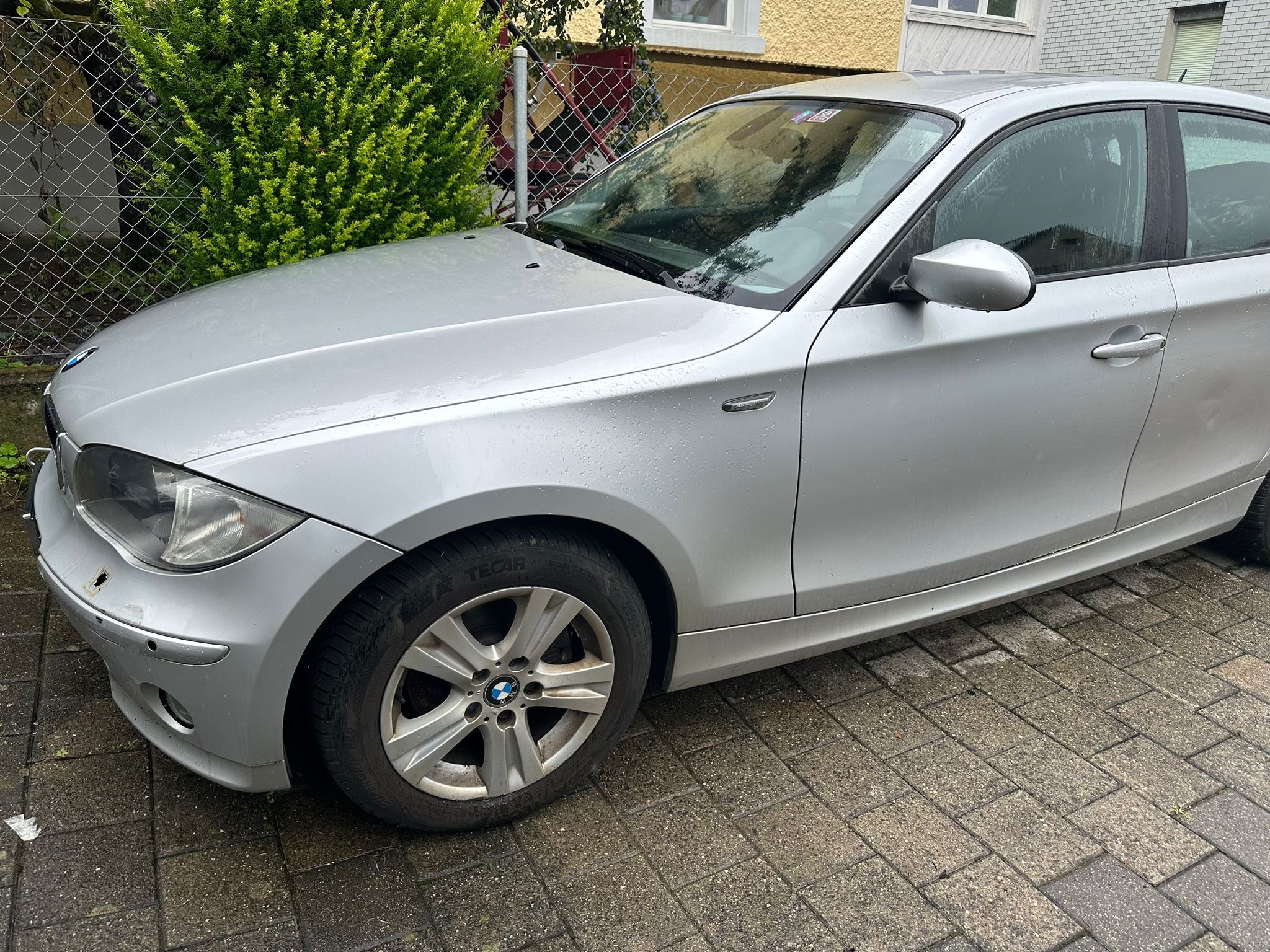 BMW 120i