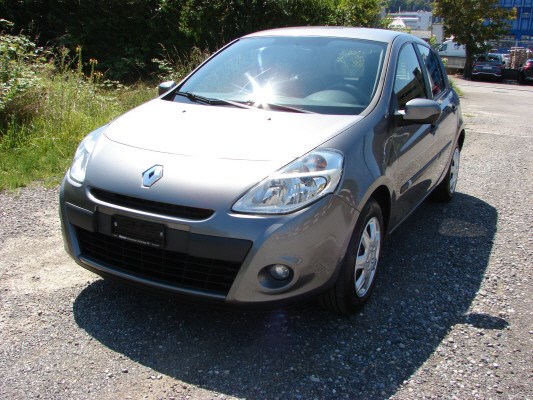 RENAULT Clio 1.2 16V Expression