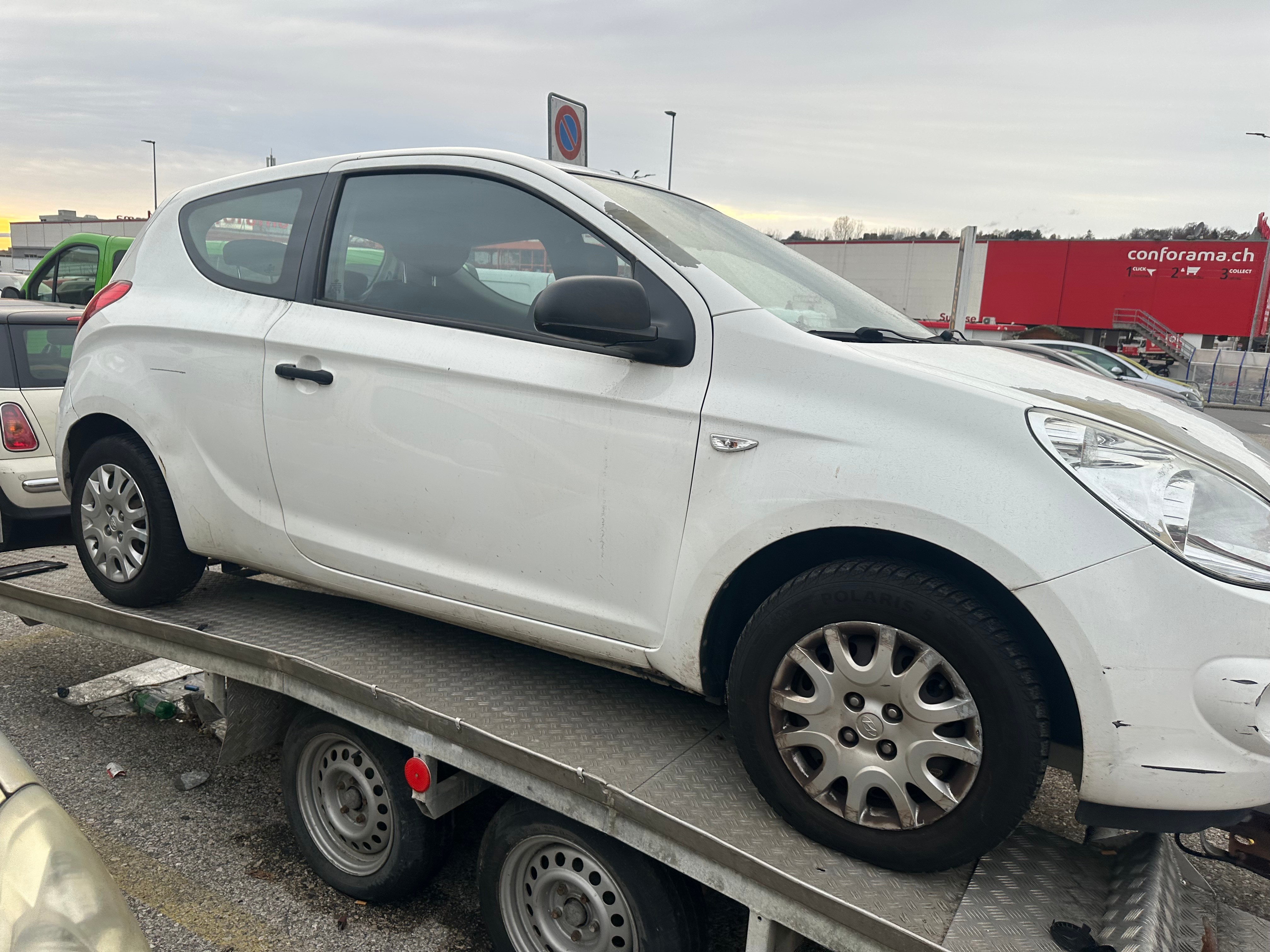 HYUNDAI i20 1.4 Swiss Plus Edition