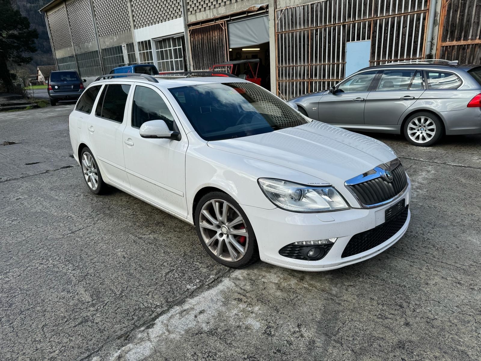 SKODA Octavia Combi 2.0 TSI RS