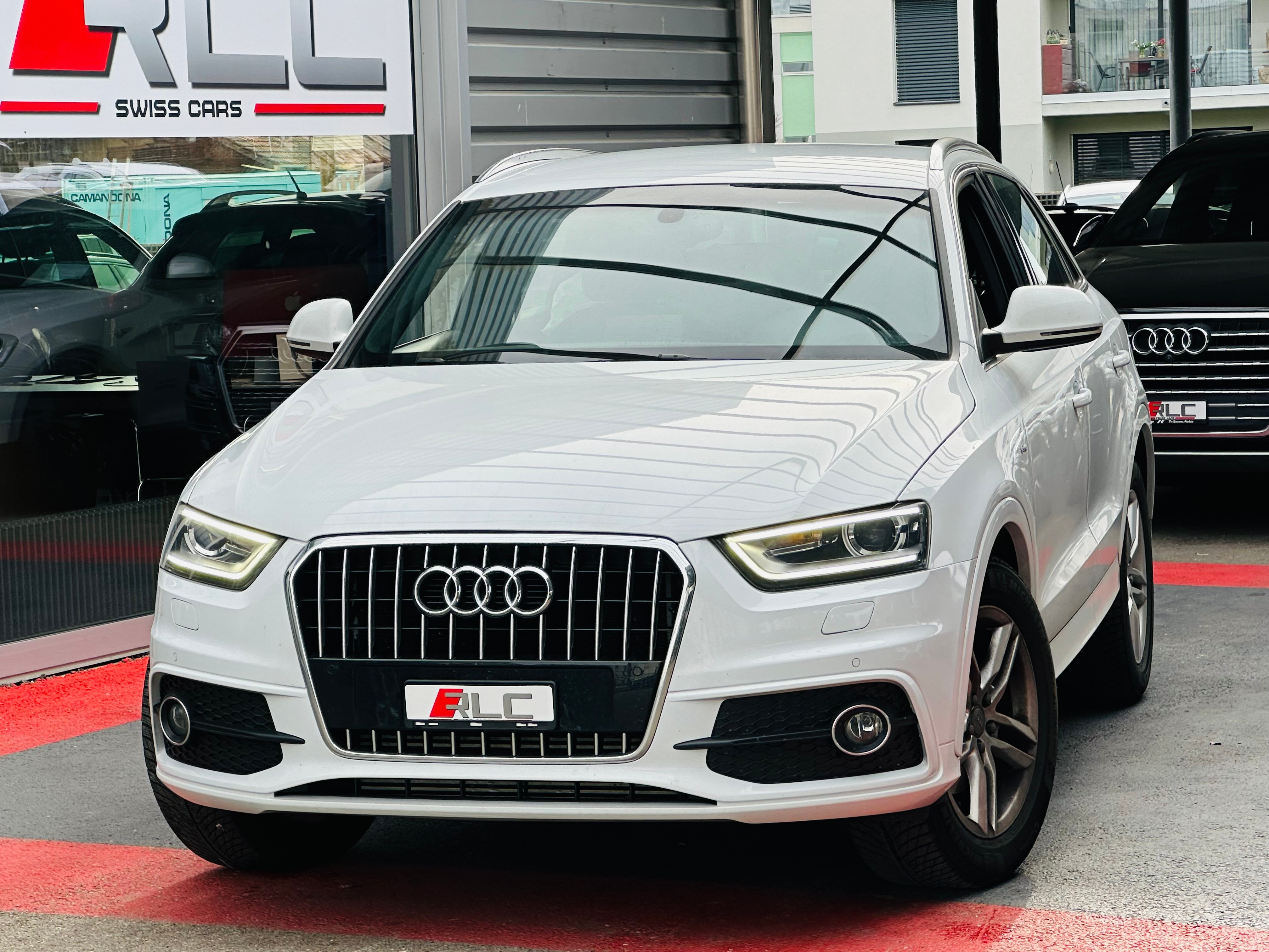 AUDI Q3 2.0 TDI quattro S-tronic