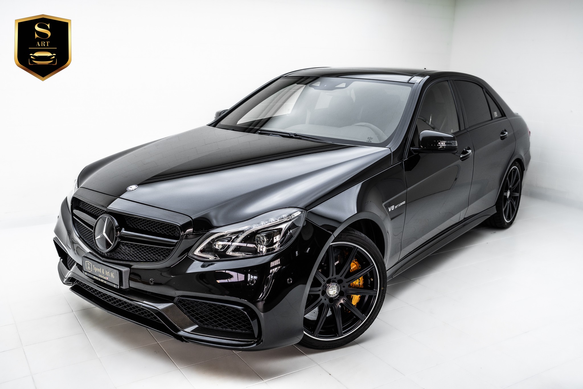 MERCEDES-BENZ E 63 AMG S 4Matic *CARBON PAKET*OHNE OPF*