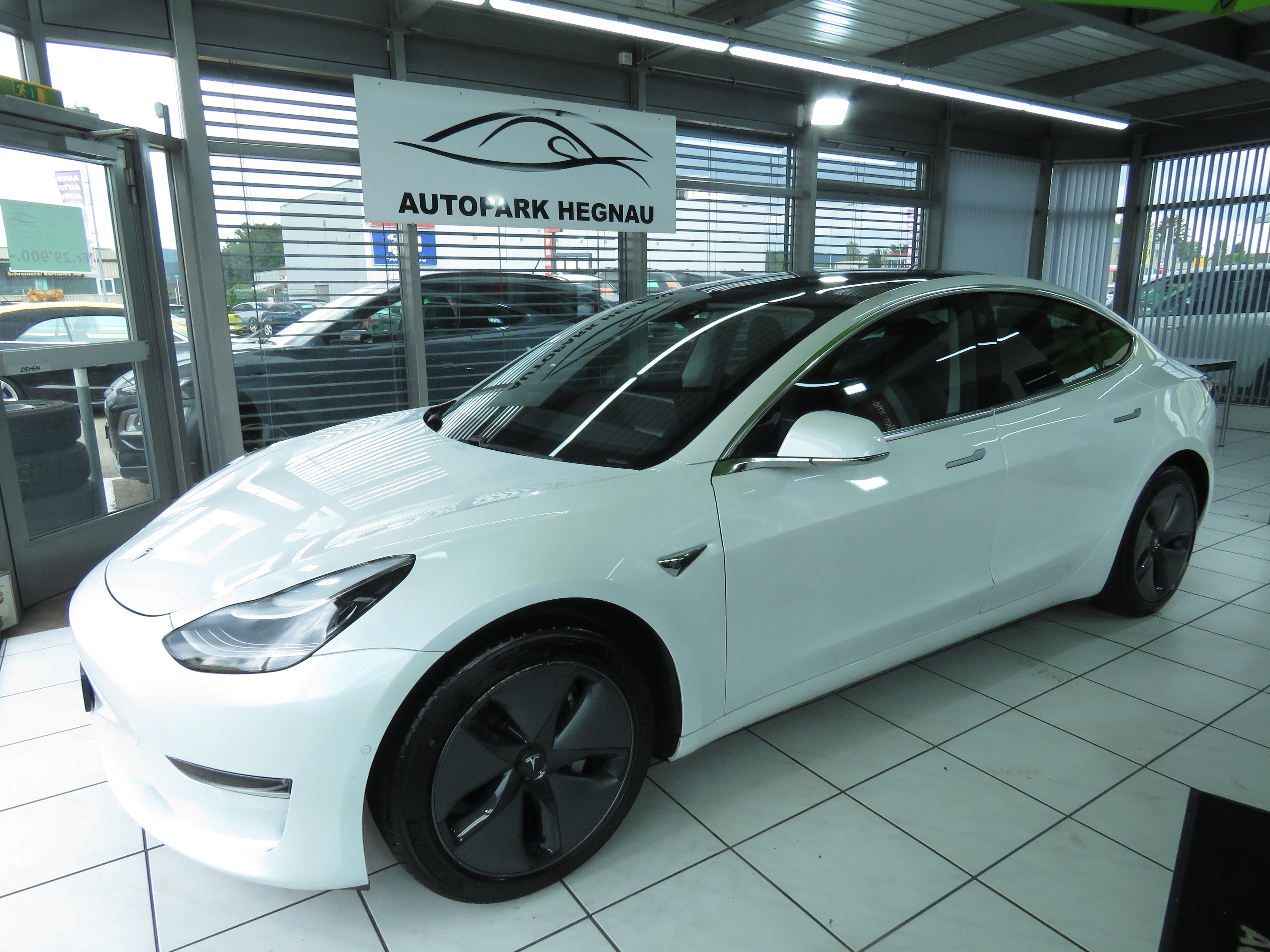 TESLA Model 3 Long Range Dual Motor AWD