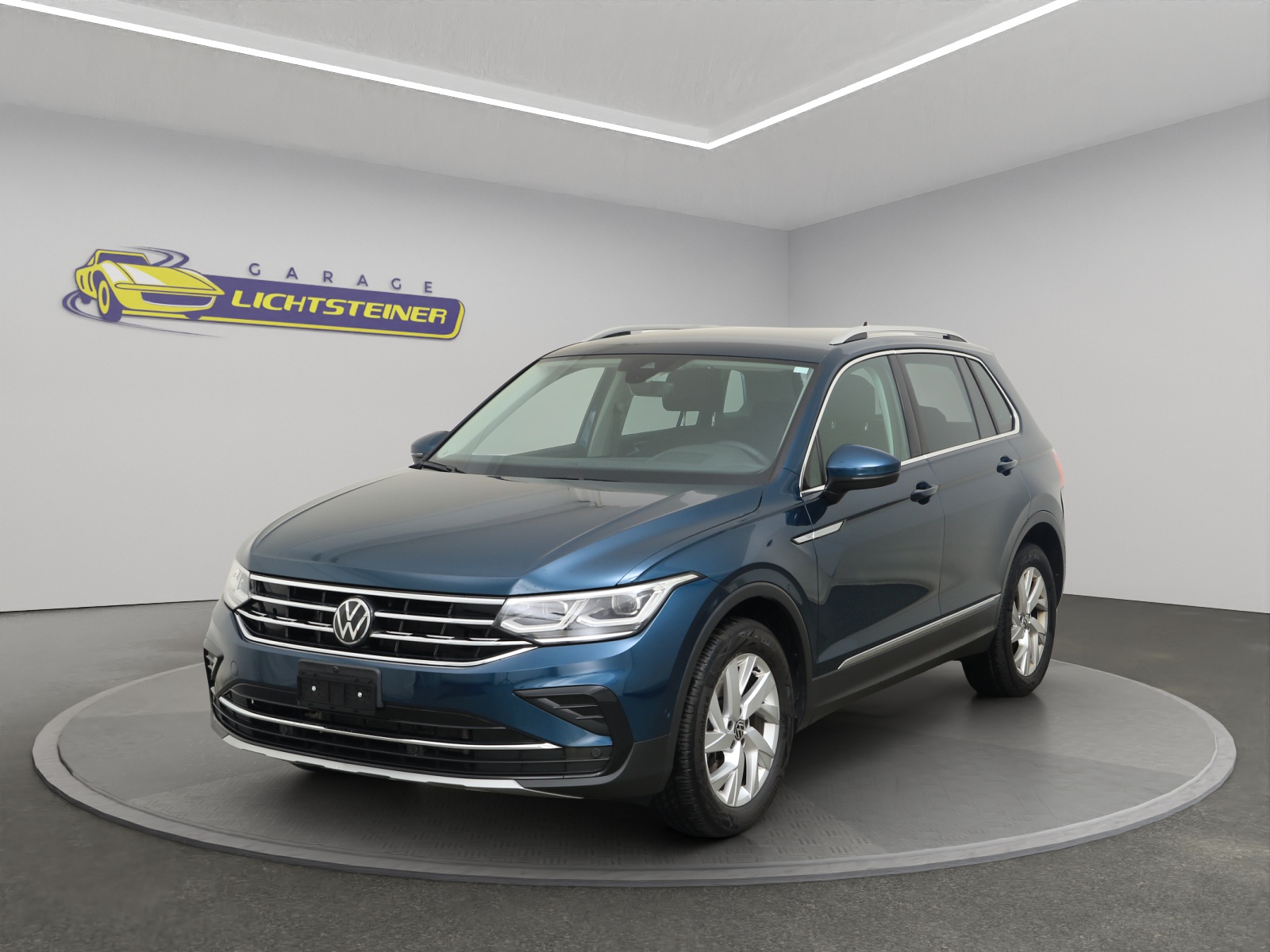 VW Tiguan 2.0TSI Elegance 4Motion DSG mit Winterkompletträder