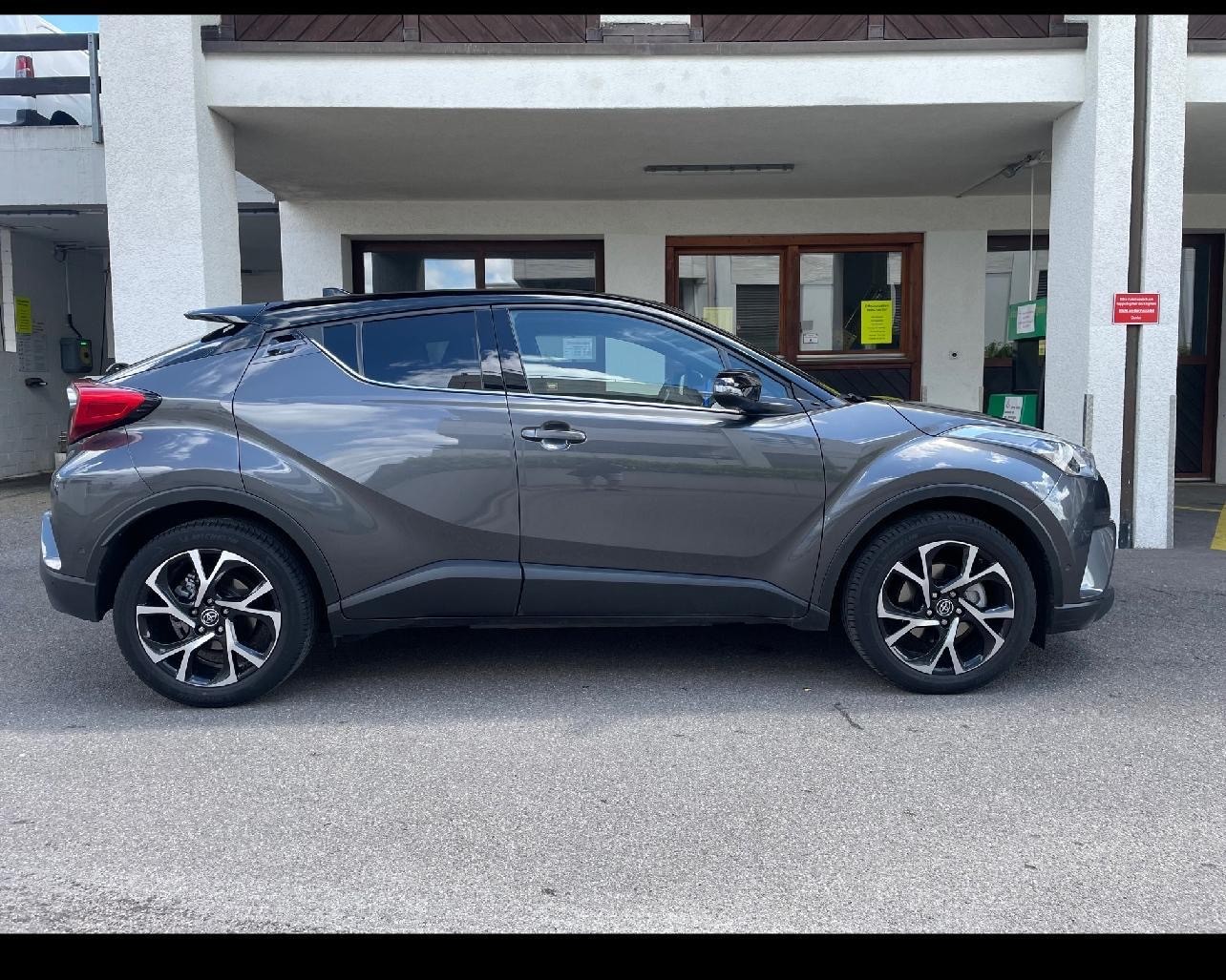 TOYOTA C-HR 1.2 Turbo Style 4WD Multidrive S