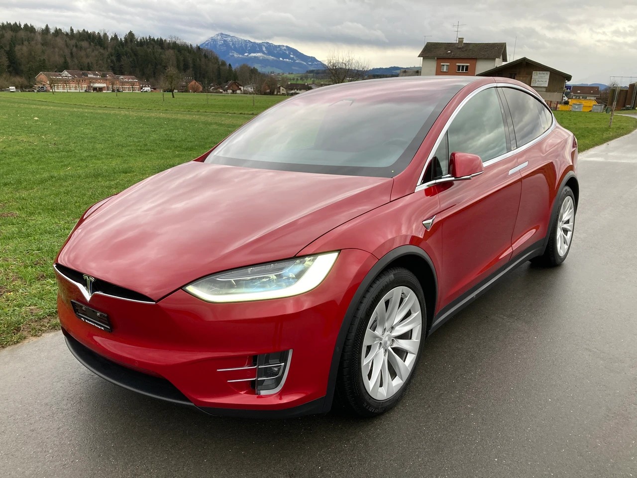 TESLA Model X 75 D *7 Sitzer *Anhängerkupplung*