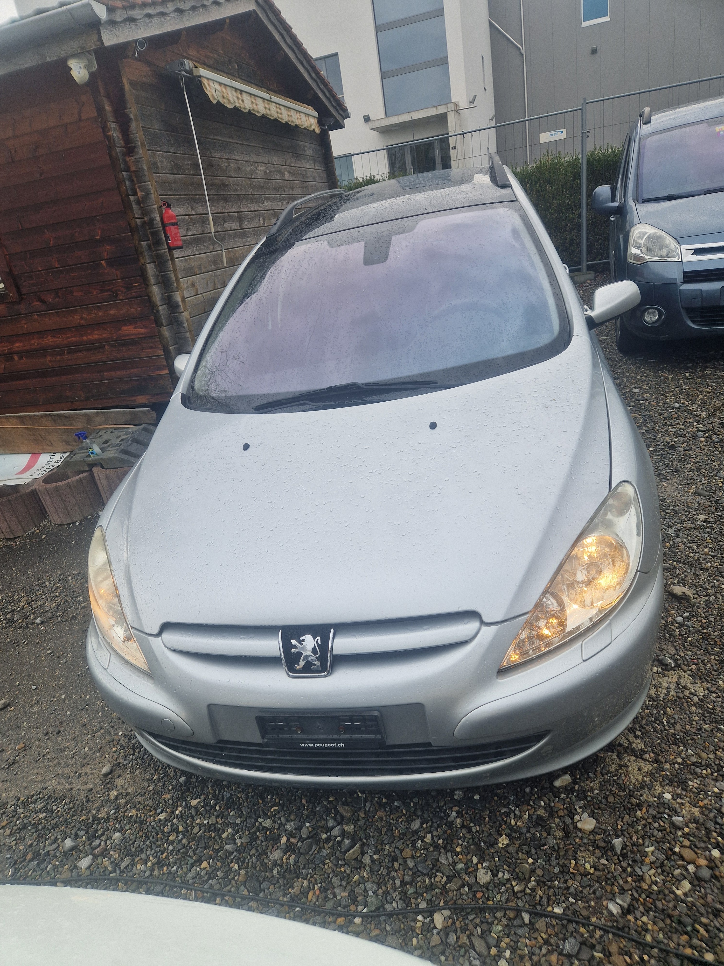 PEUGEOT 307