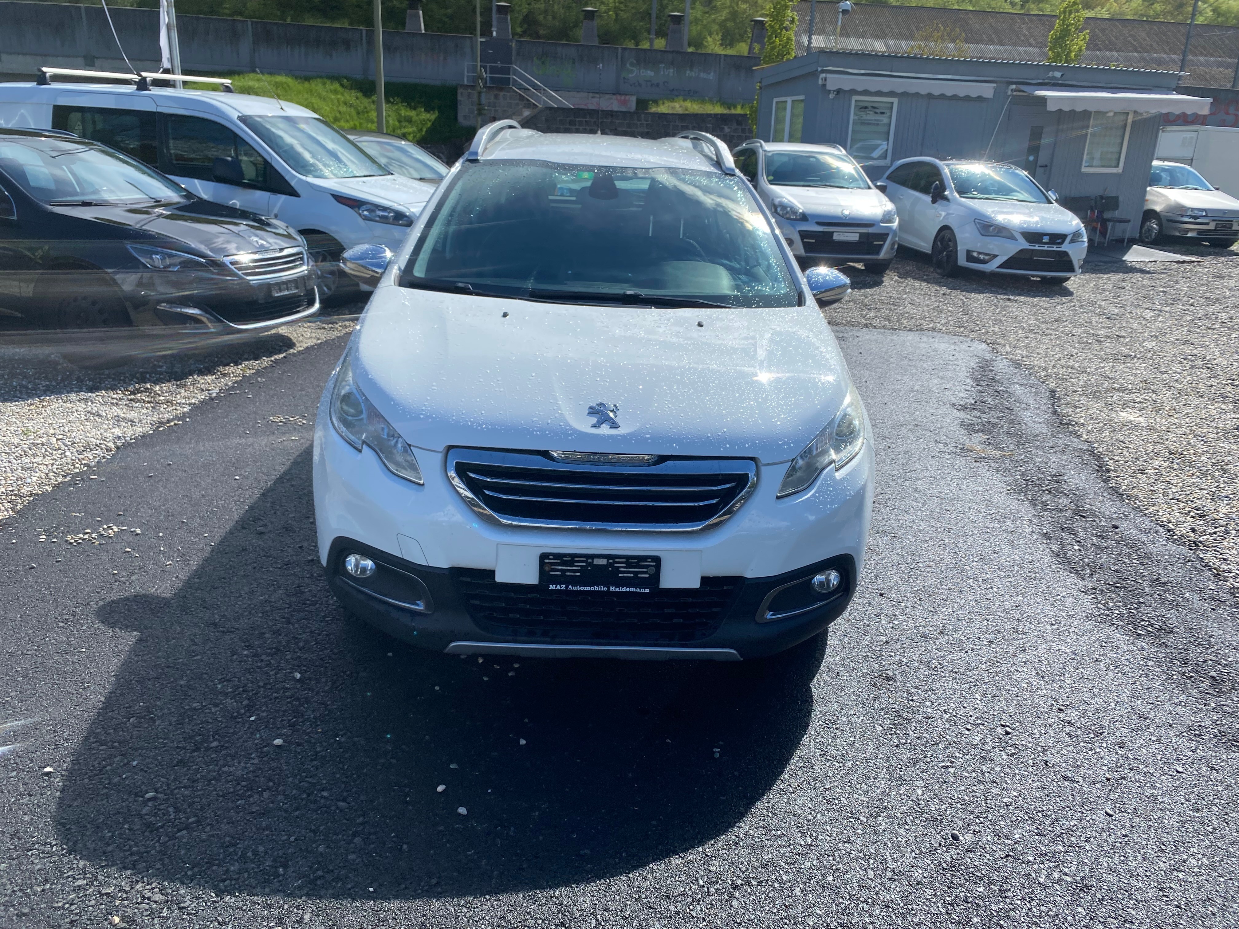 PEUGEOT 2008 1.6 e-HDi Active EGS6