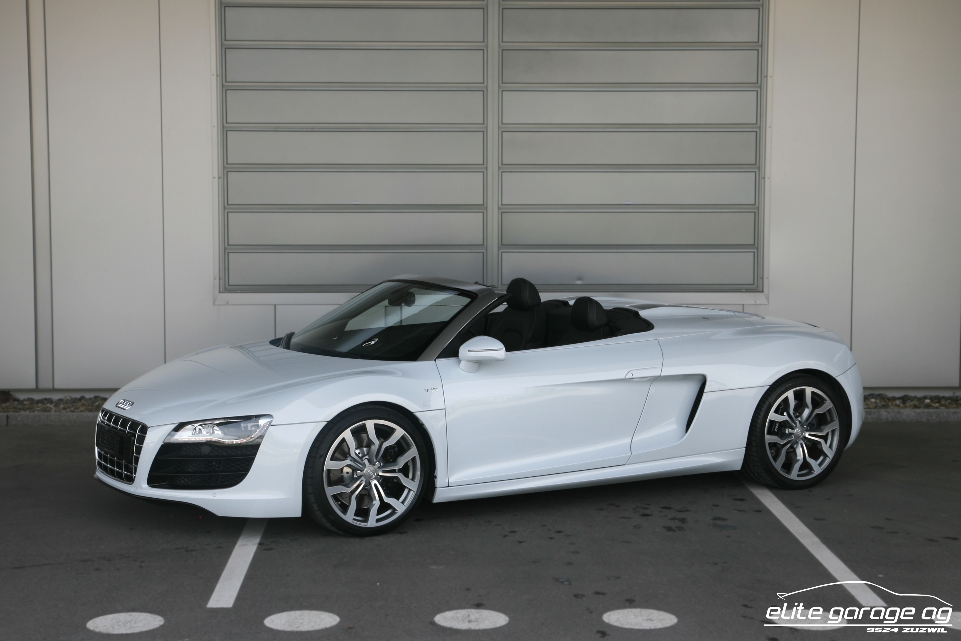 AUDI R8 Spyder 5.2 R-Tronic