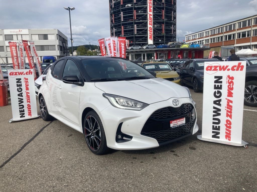 TOYOTA Yaris 1.5 GR Sport e-CVT