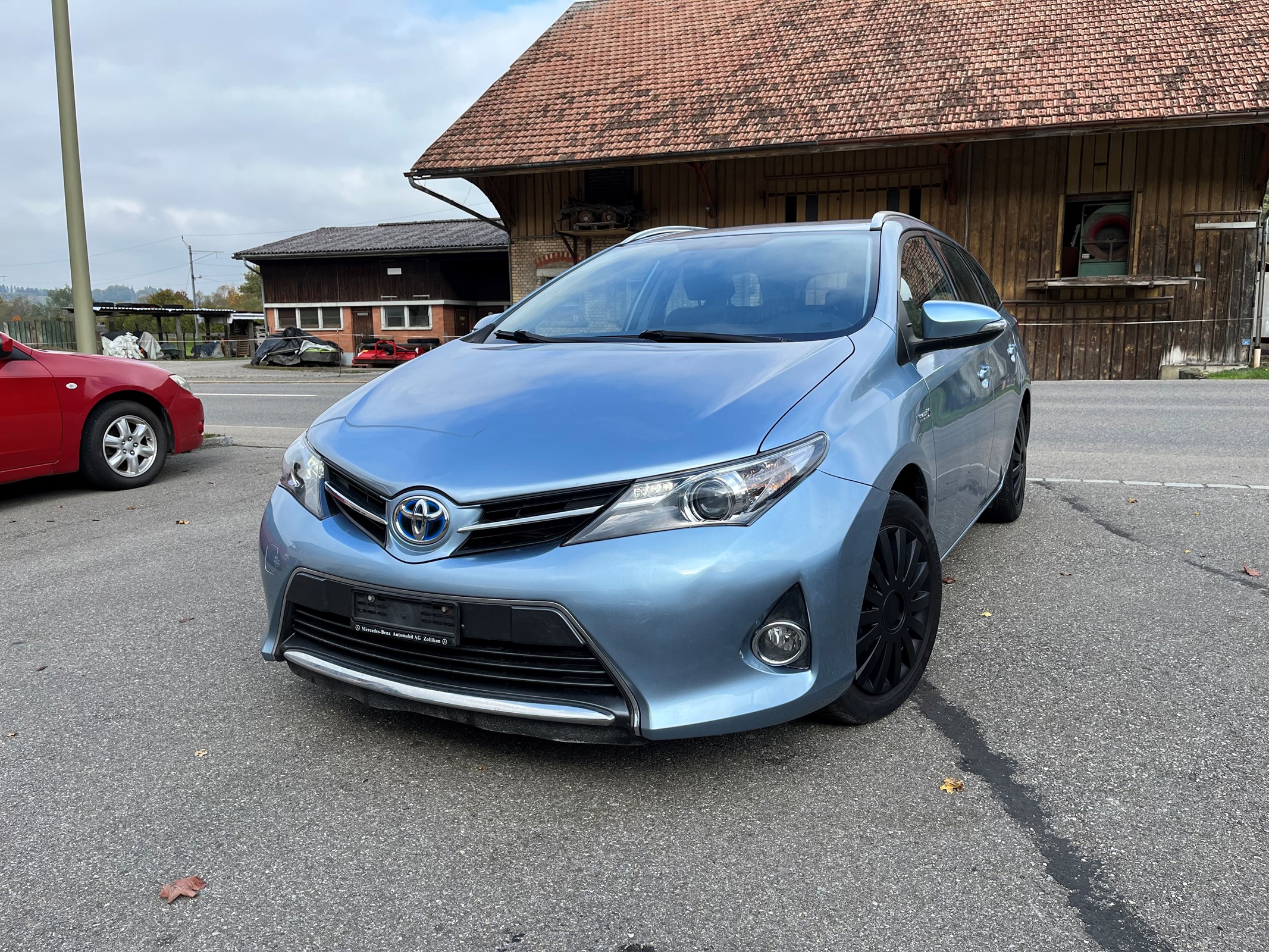 TOYOTA Auris Touring Sports 1.8 16V HSD Linea Luna