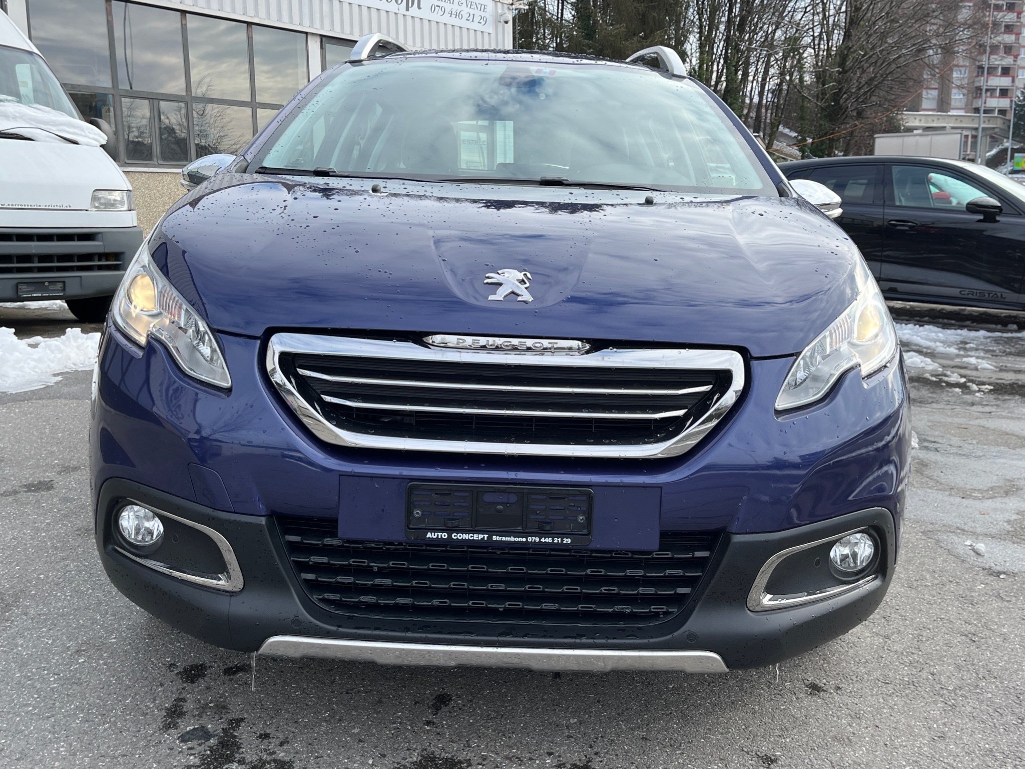 PEUGEOT 2008 1.2 PureTech Allure