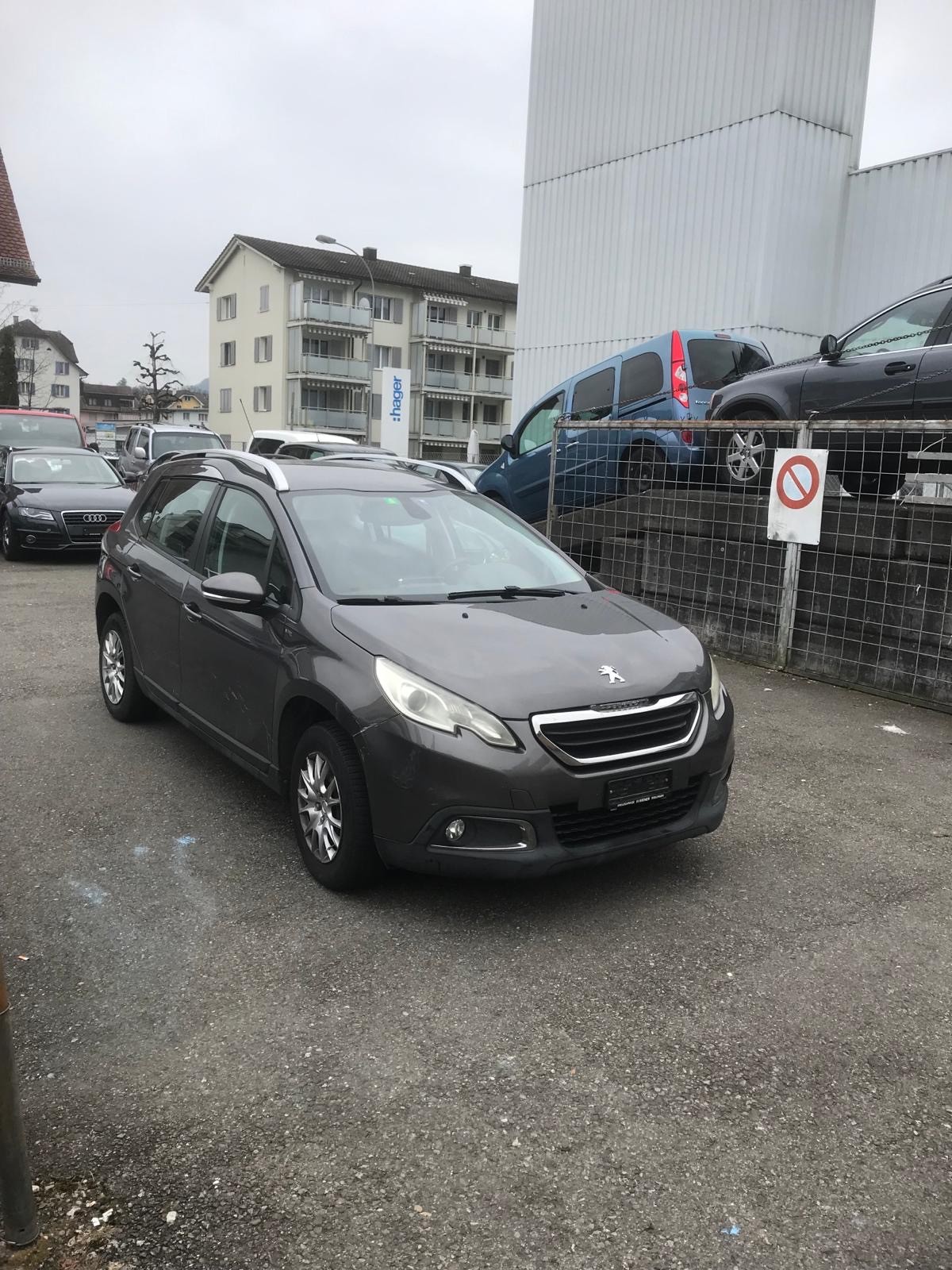 PEUGEOT 2008 1.2 VTI Active